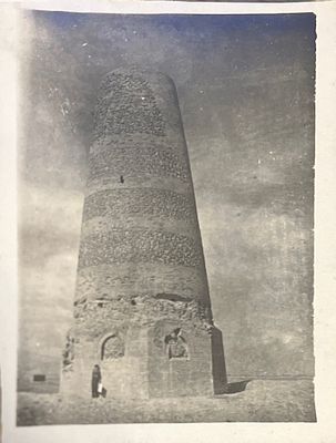 [Из архива архитектора Георгия Градова-Сутягина] г.Токмак башня Бурана 1930-к. 9х12. 
Башня 