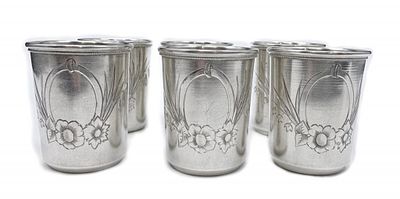 СЕРЕБРО 84 пр! ОТЛИЧНЫЙ КОМПЛЕКТ СТАРИННЫХ СТОПОК С УЗОРОМ МОДЕРН! по 60 мл! 205 гр!. СЕРЕБРО 84 