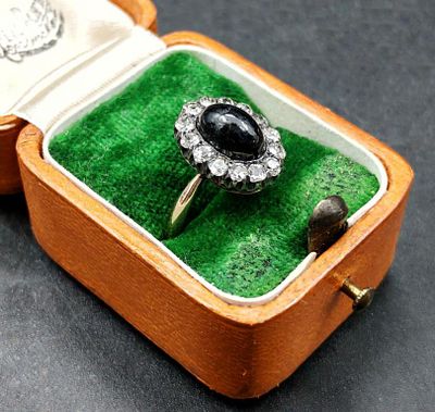 ЗОЛОТО 56 проба! КОЛЬЦО "МАЛИНКА" С ПРИРОДНЫМИ САПФИРОМ 2,2 ct И БРИЛЛИАНТАМИ 0,9. ЗОЛОТО 56 