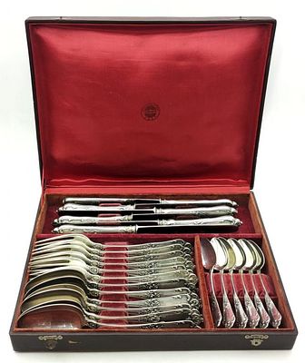 СЕРЕБРО 84 пр! ЗНАМЕНИТЫЙ ГУСТАВ КЛИНГЕРТ! ПРЕКРАСНЫЙ СТОЛОВЫЙ НАБОР НА 6 ПЕРСОН! 1880 гр
. СЕРЕБ 