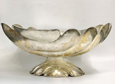 СЕРЕБРО, ИТАЛИЯ! ОГРОМНАЯ ВАЗА "РАКУШКА"! 45*32*21 см! 1,9 кг. СЕРЕБРО 800 ПРОБА! ИТАЛИЯ, ПАДУЯ! 