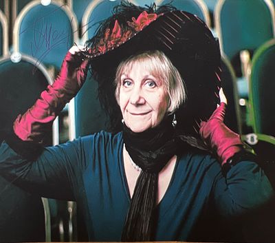 Автограф. Людмила Петрушевская
Советский и российский прозаик и поэтесса, драматург, сценарист 