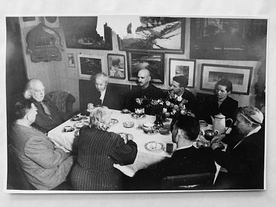 Анна Остроумова-Лебедева - Александра Ивановича связывала многолетняя творческая дружба с Анной 