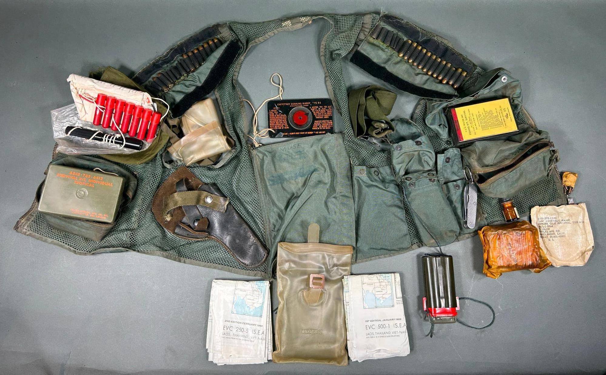 ベトナム戦争 USAF SRU21/P サバイバルベスト初期型 70年代 USAF SRU-21/P サバイバルベスト - CA. used clothing