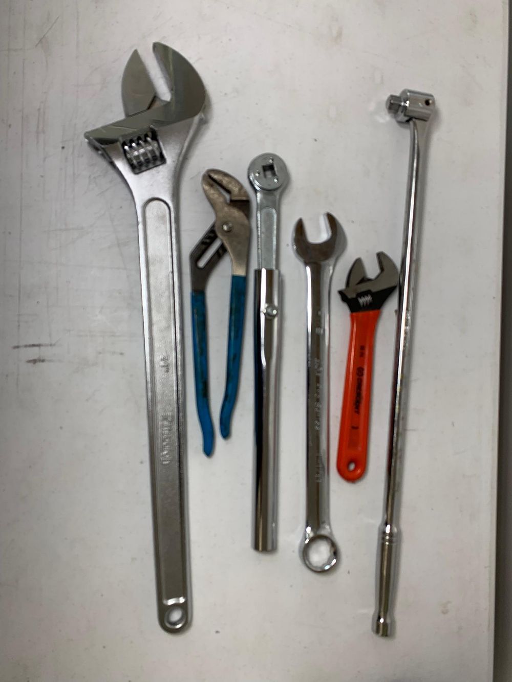 Group Lot of Hand Tools. Burns in-house shipping is available. Pickup is Friday, July 11, from 