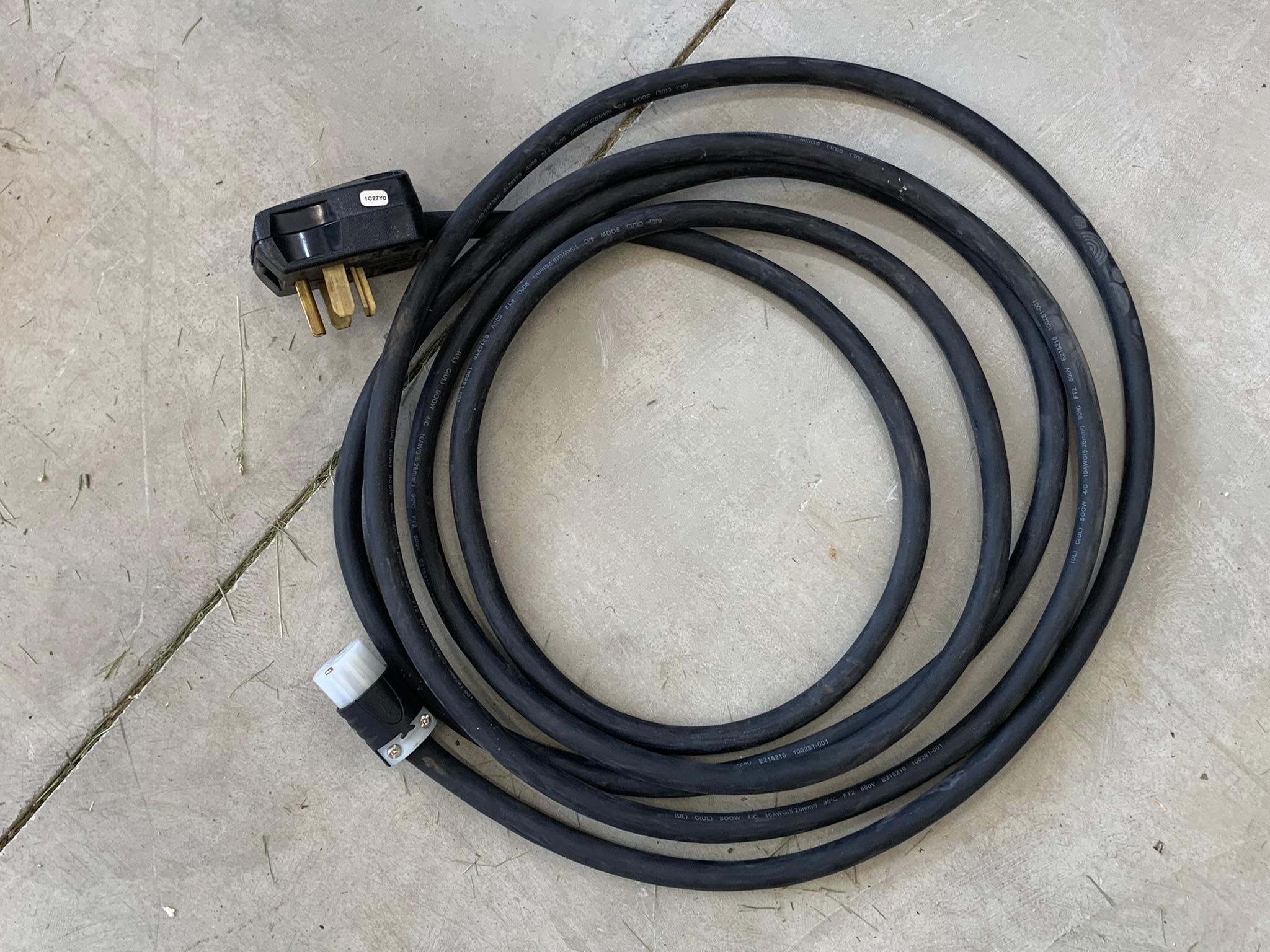 Heavy Beats Work Cord Sets