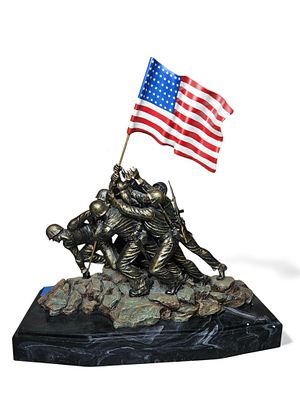 Bradford Exchange 'Memories of Honor: A Tribute to the U.S.M.C.' Iwo Jima Sculpture, No. 