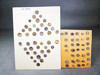 A Collection of Collector Cards of Assorted Antique and Vintage Metal Buttons. This collection 