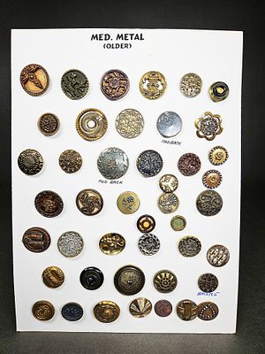 An Assortment of Antique and Vintage Decorative Metal Buttons. This collection of buttons 