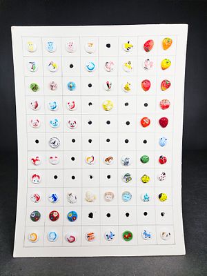 A Collection of Vintage Glass and Ceramic Novelty Buttons. A collection of vintage novelty 