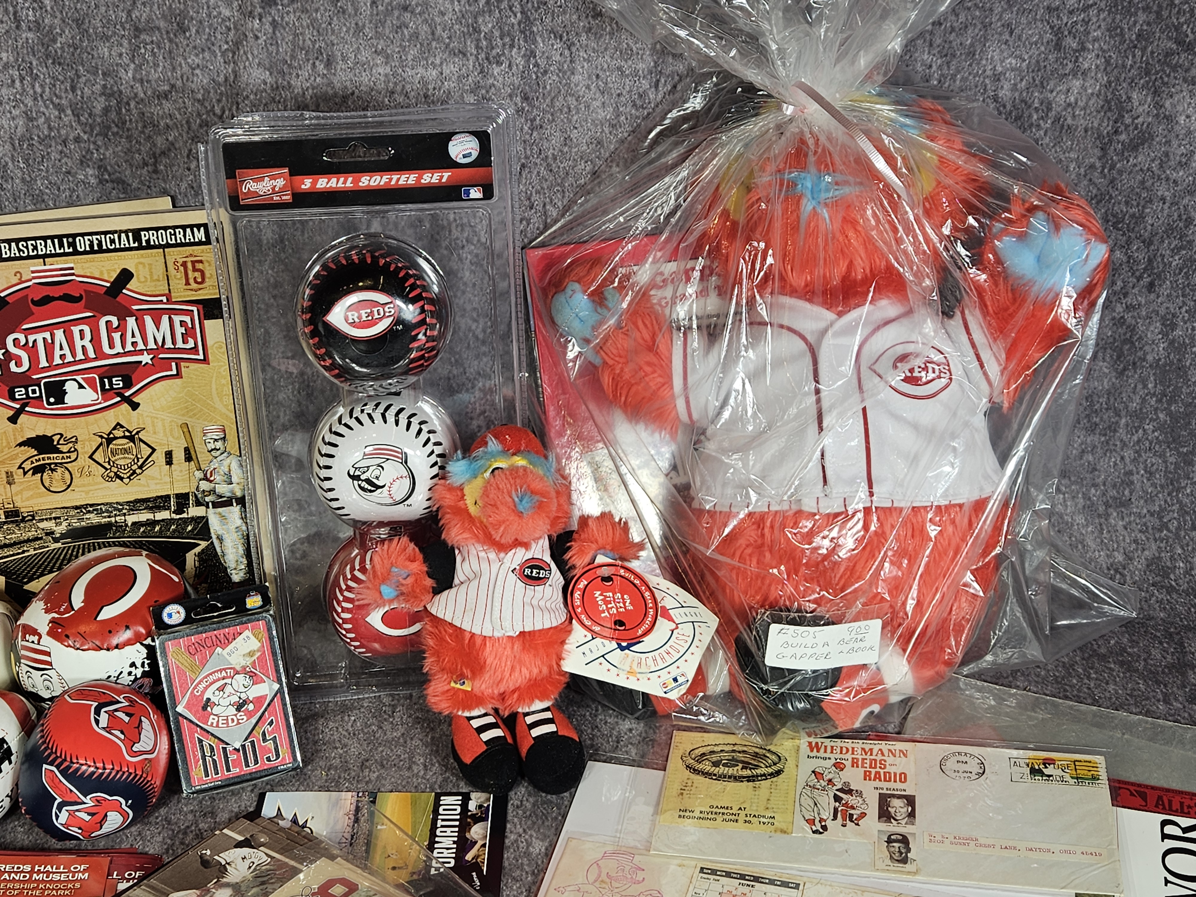 Lot 17646 - Collection of Cincinnati Reds Baseball Memorabilia and ...