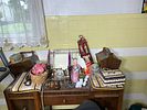 An Assortment of Vintage Household Furnishings Glassware and Collectibles. First floor 
This lot Image - 27