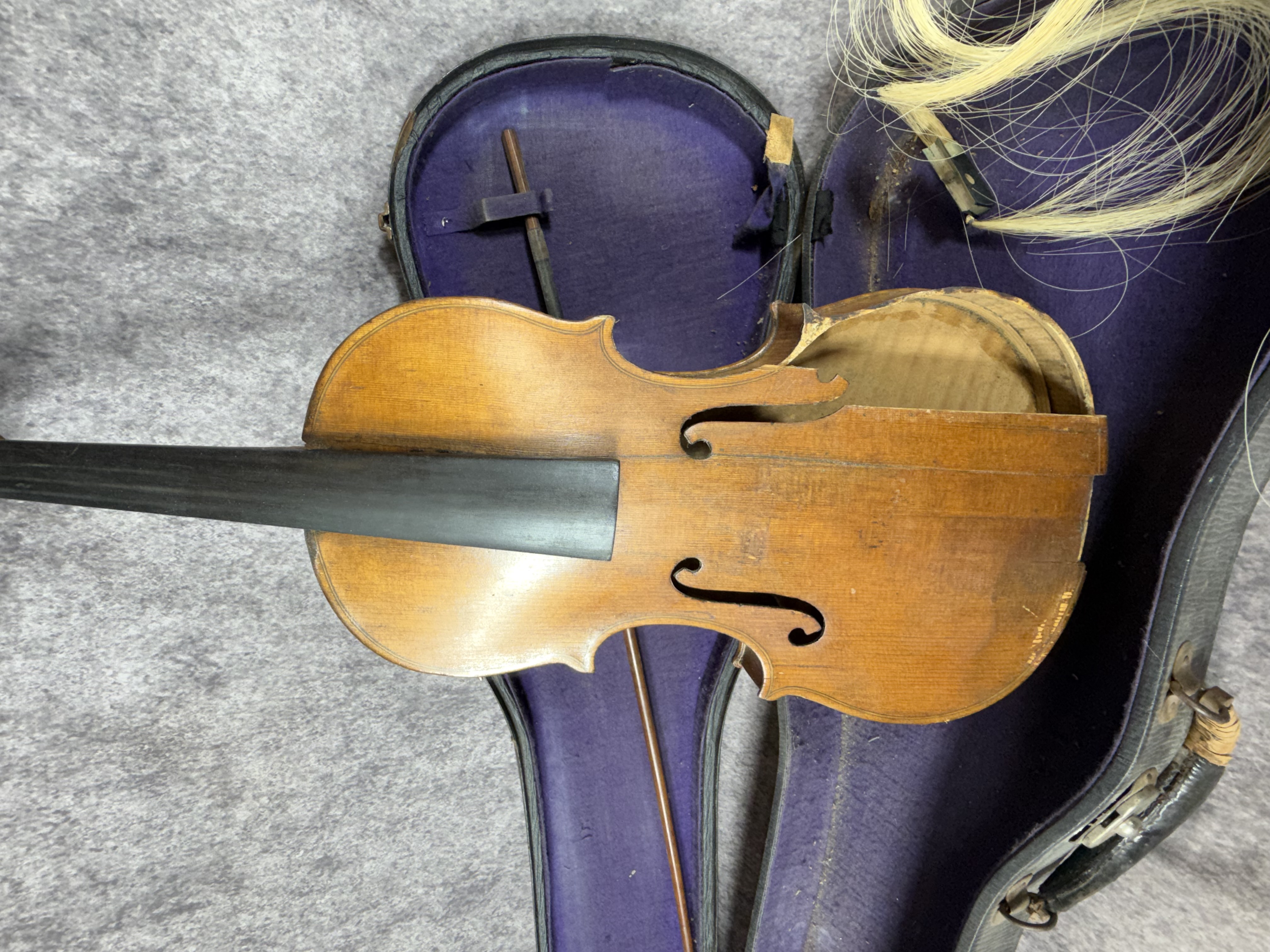 Vintage Full-Size 4/4 Violin with Bow and Case