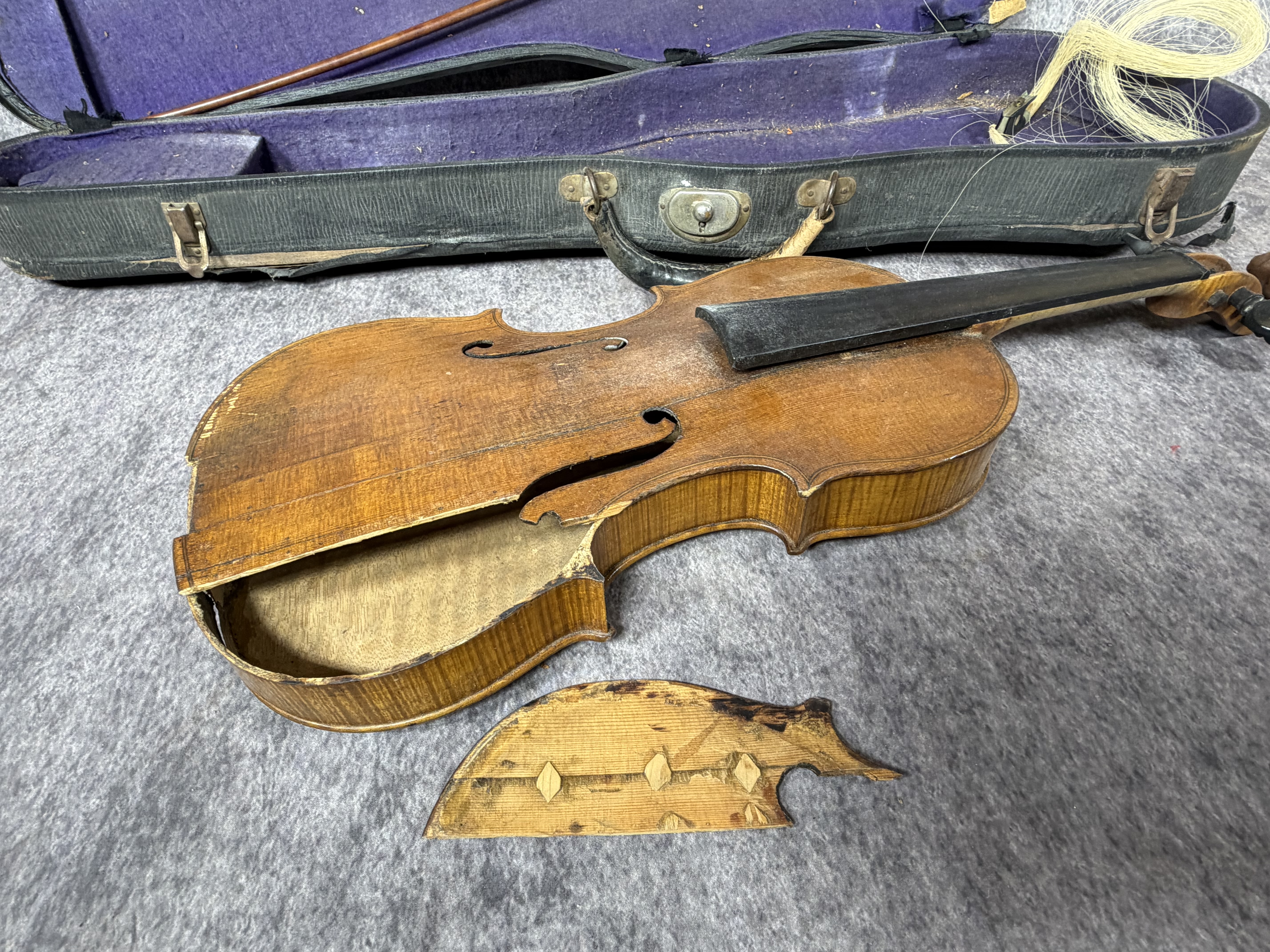 Vintage Full-Size 4/4 Violin with Bow and Case