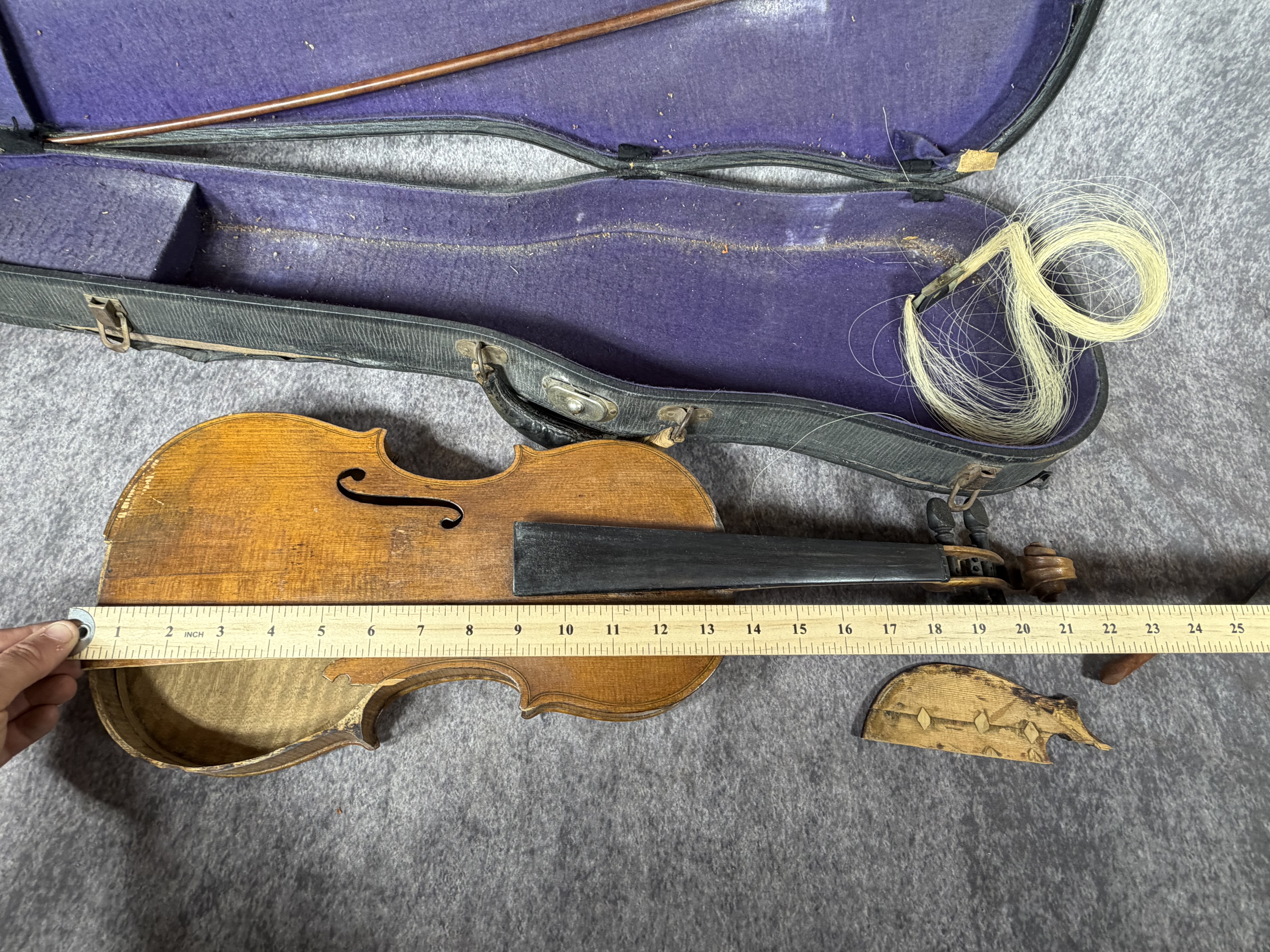 Vintage Full-Size 4/4 Violin with Bow and Case