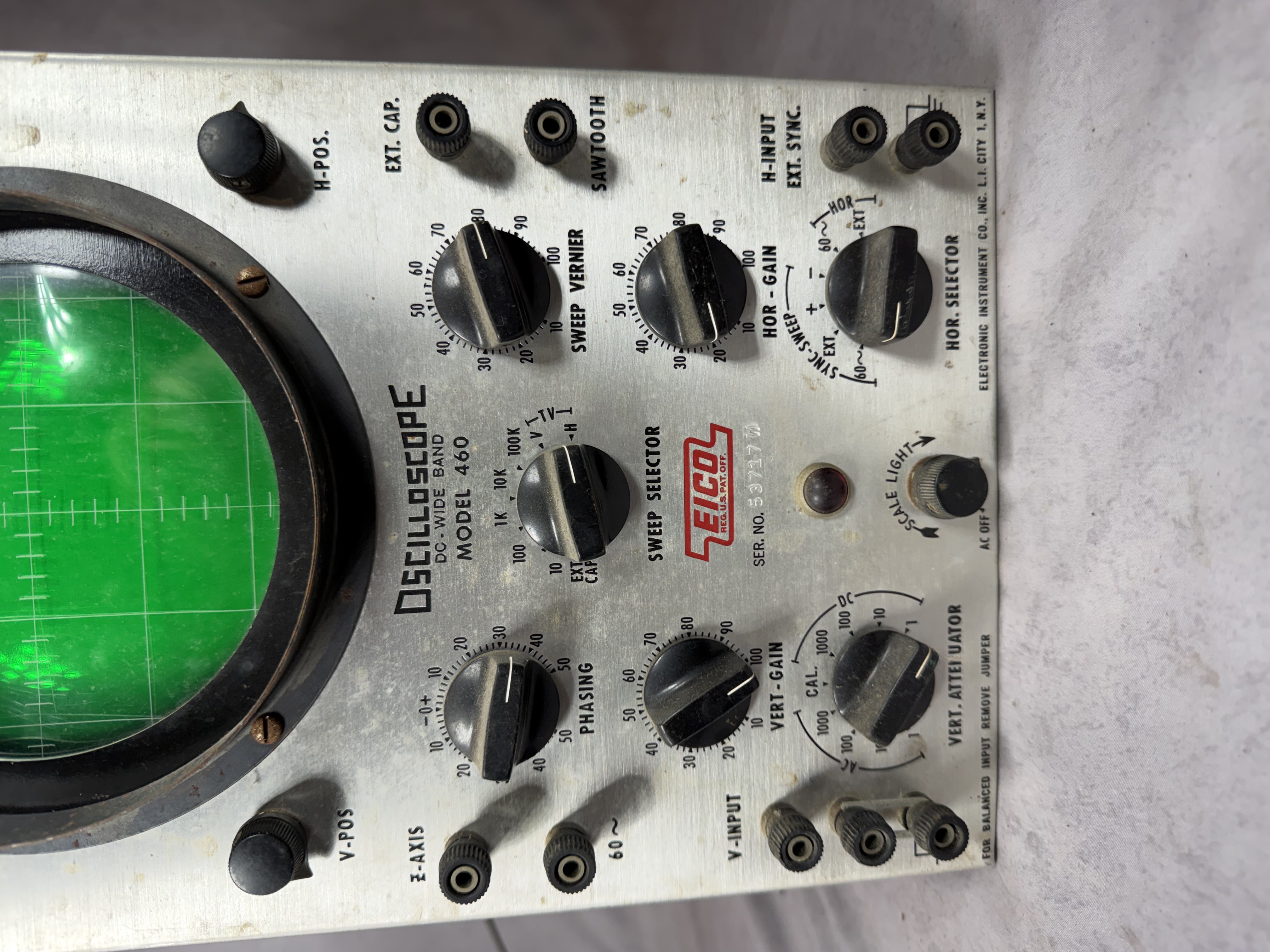 Vintage EICO Model 460 DC-Wide Band Oscilloscope