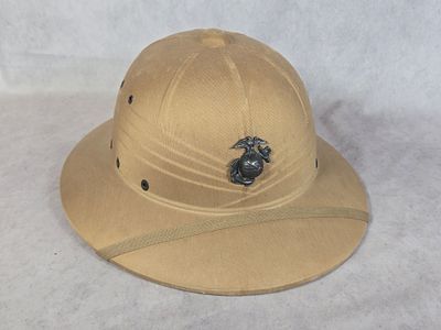 WWII USMC M-1940 Pressed Fiber Sun Helmet by Hawley Products Co., Dated 1944. This is a United 