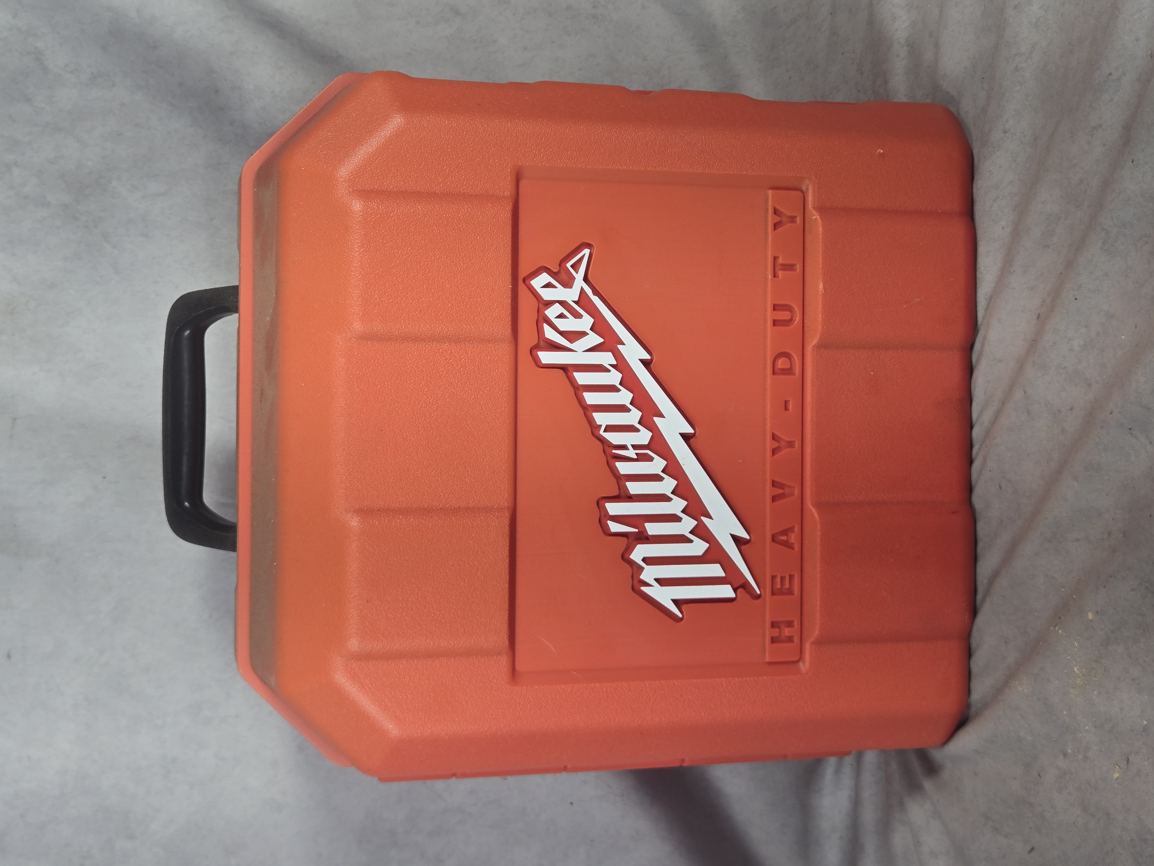 Milwaukee Model 5615-29 1.75 HP BodyGrip Fixed-Base Router with Carrying Case