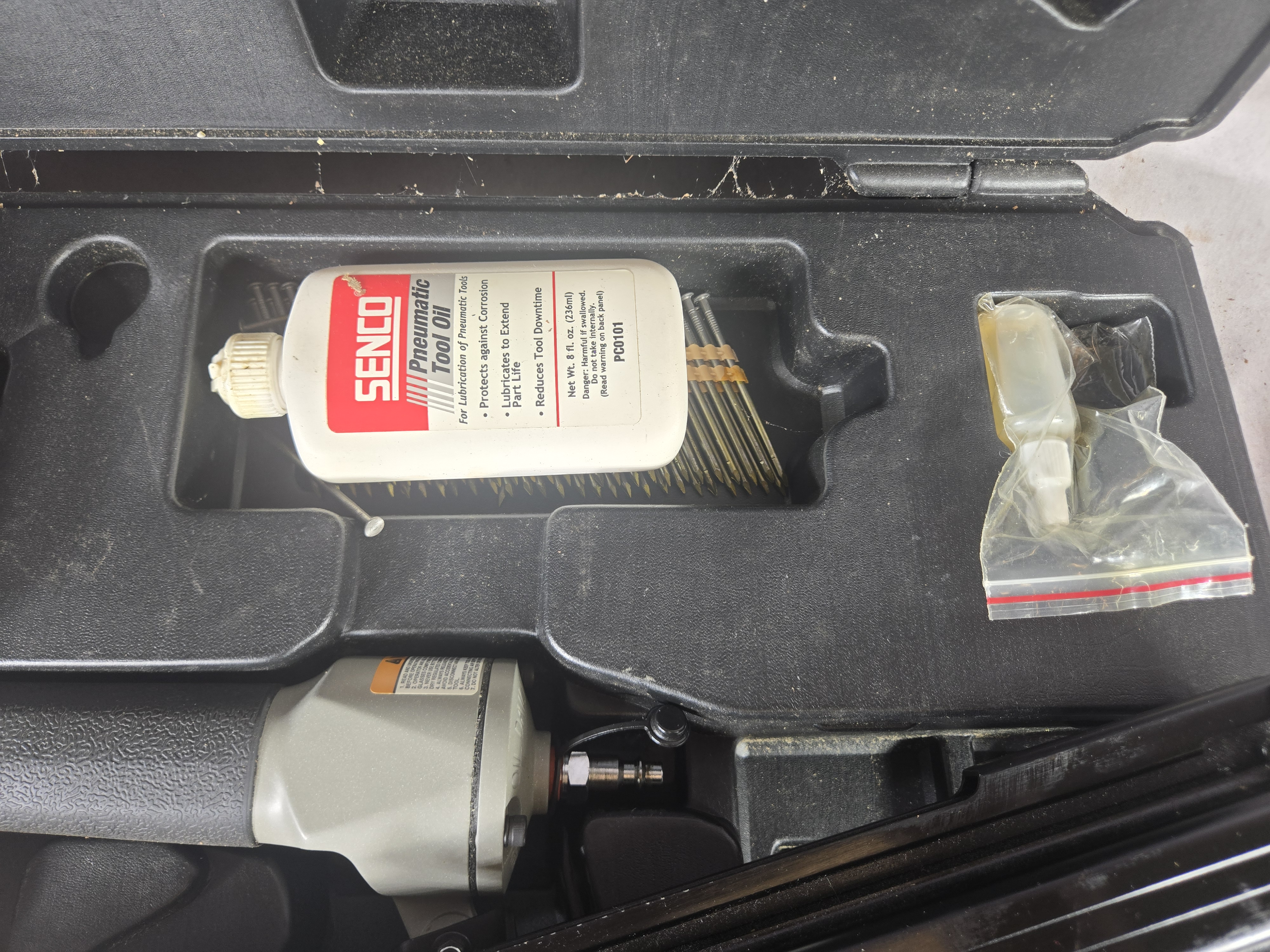 Porter-Cable FR350 Pneumatic Round Head Framing Nailer with Case and Accessories