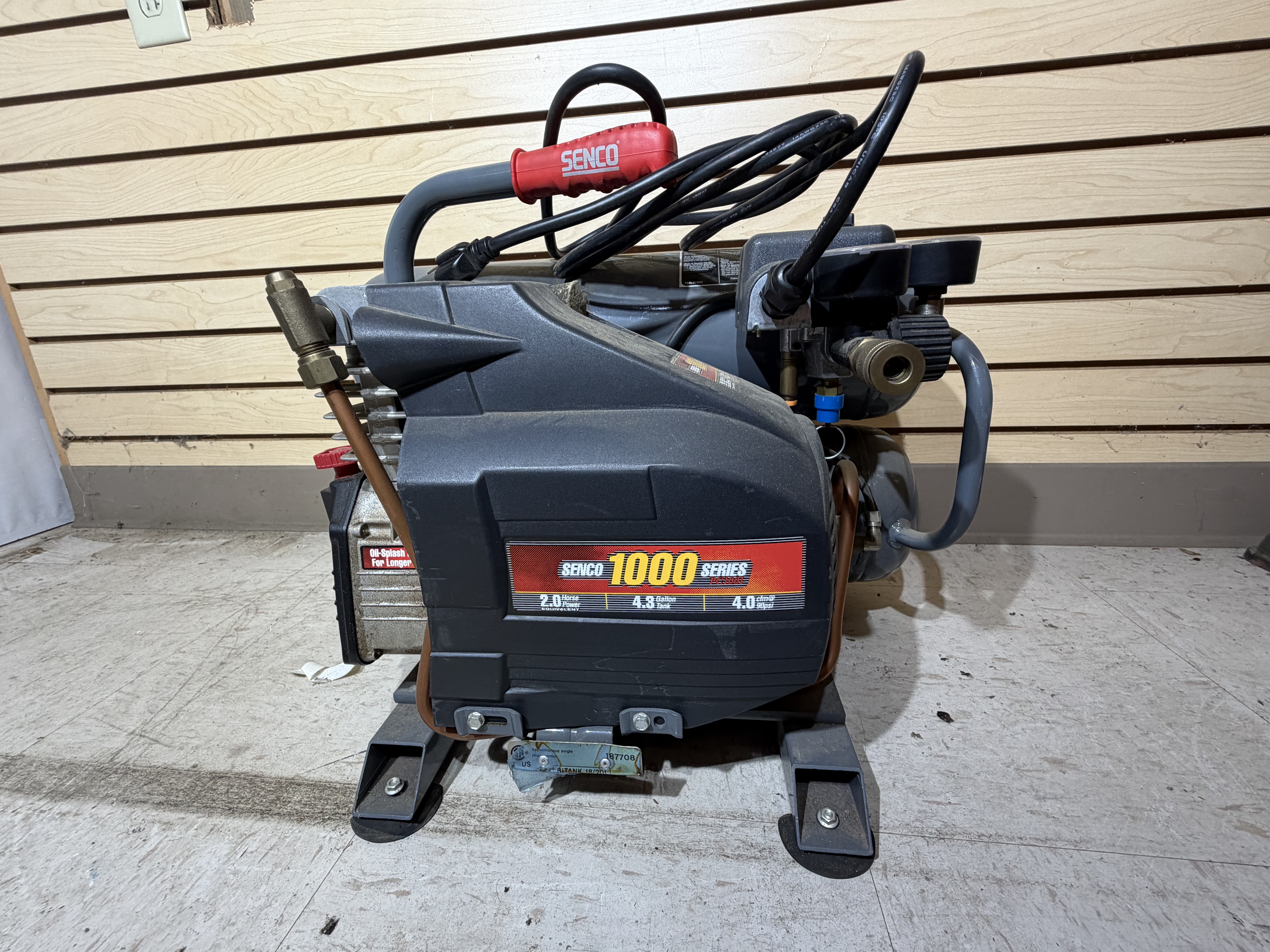 Senco 1000 Series PC1000 Portable Twin Stack Air Compressor