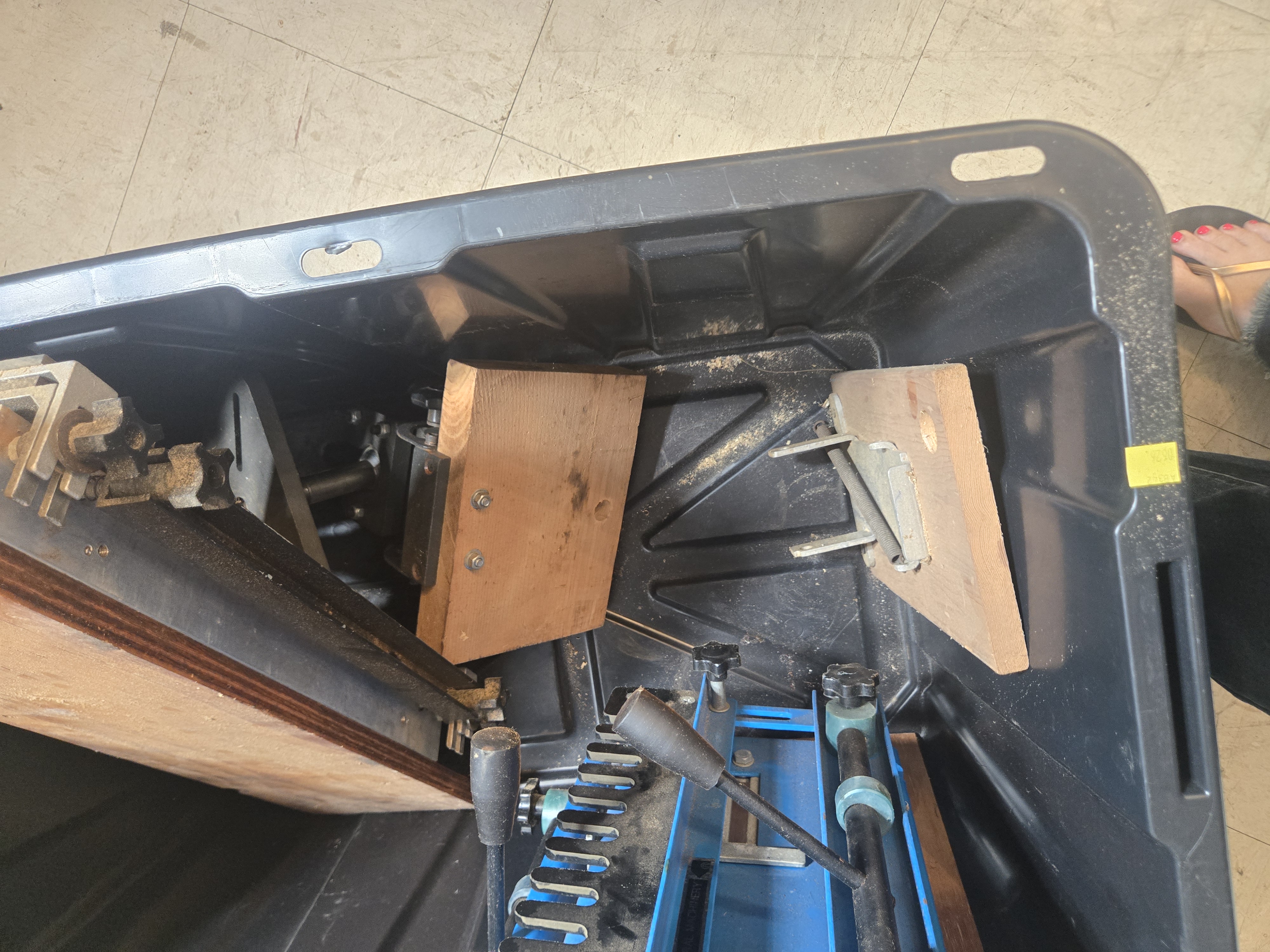 An Assortment of Woodworking Joinery Jigs and Workshop Accessories Including a Central Machinery Dovetail Jig