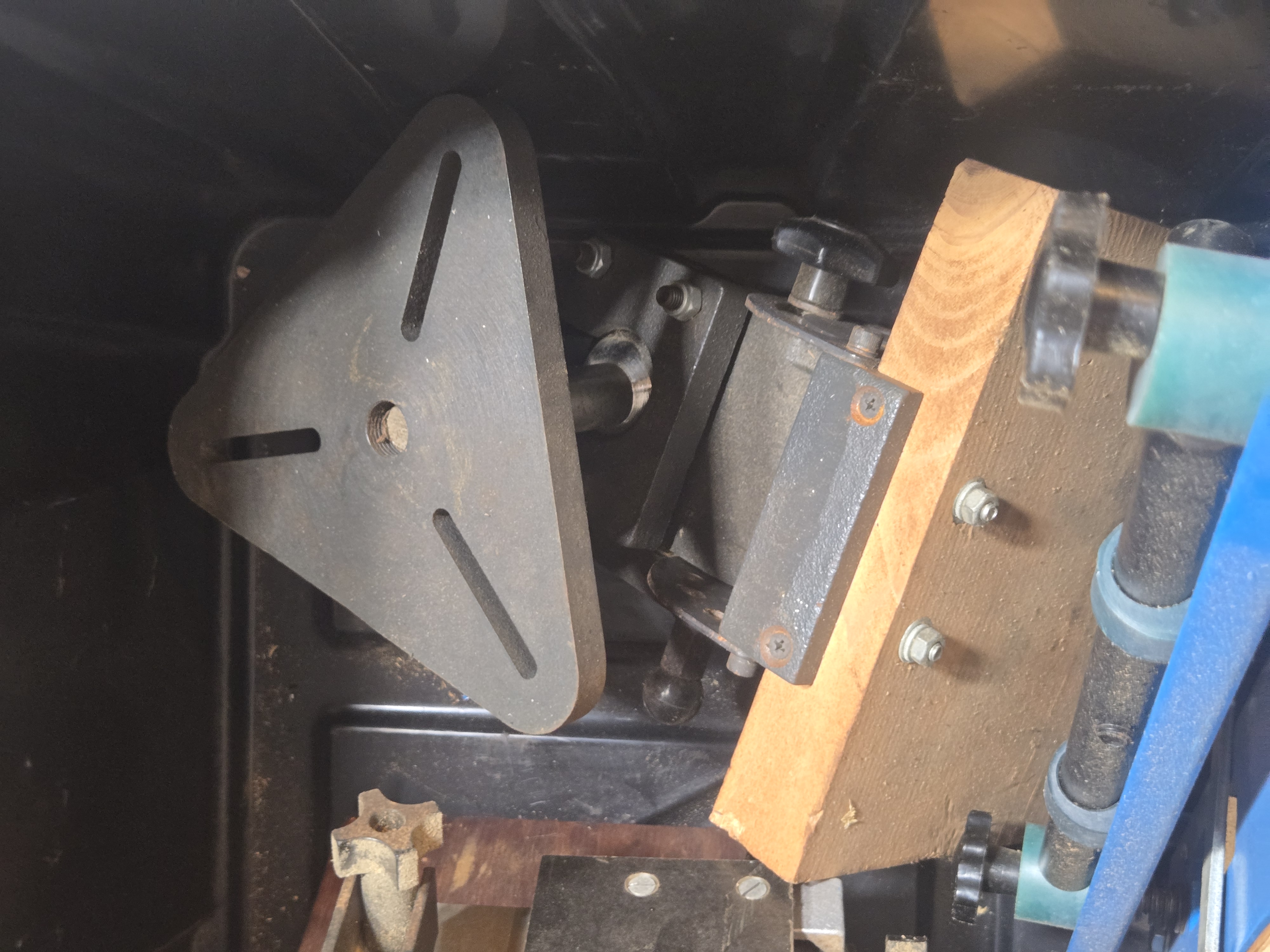 An Assortment of Woodworking Joinery Jigs and Workshop Accessories Including a Central Machinery Dovetail Jig