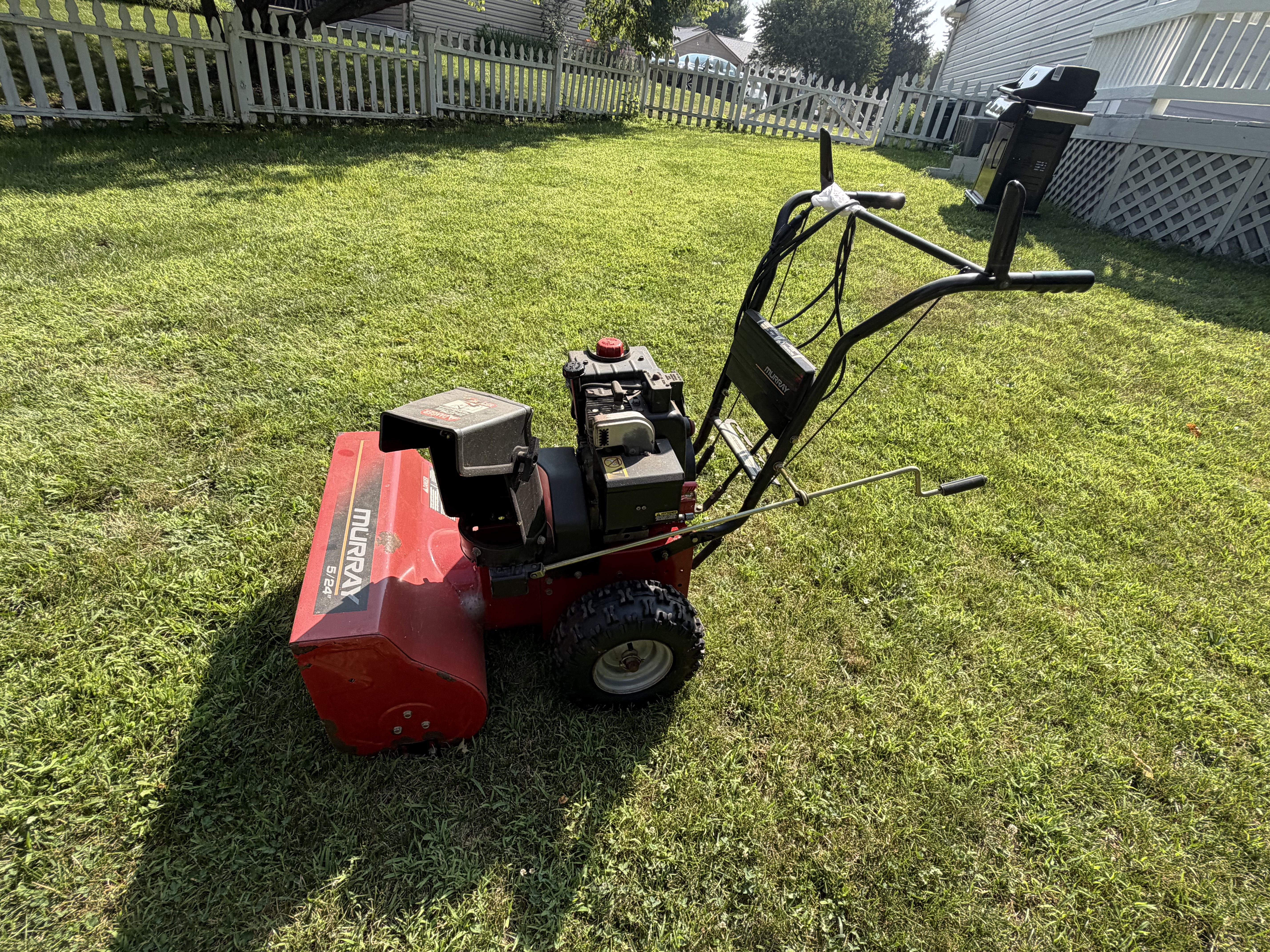 Murray Model 624508X4 5/24 Two-Stage Walk-Behind Snow Blower