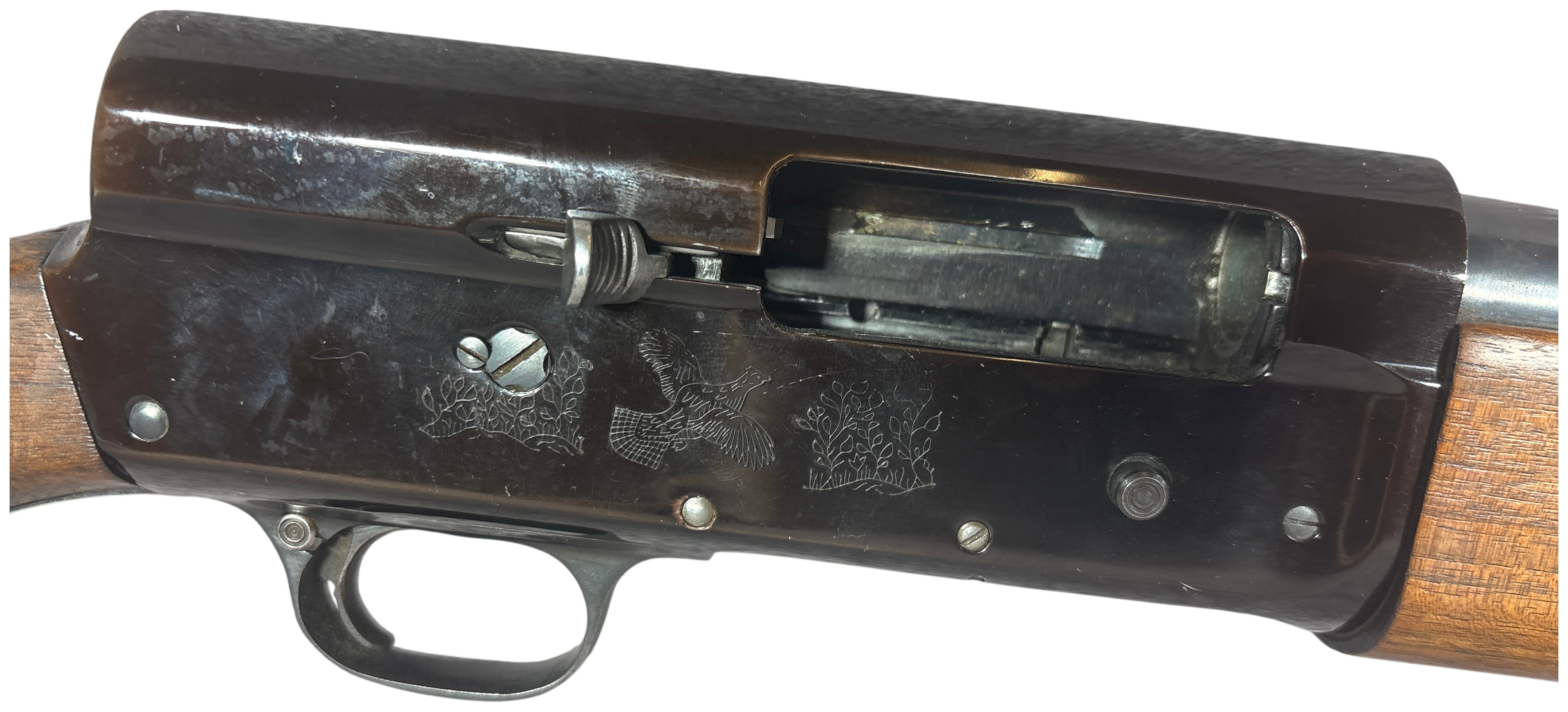 * Springfield Model 745B Semi-Automatic Shotgun 12 Gauge with 28 Inch Barrel