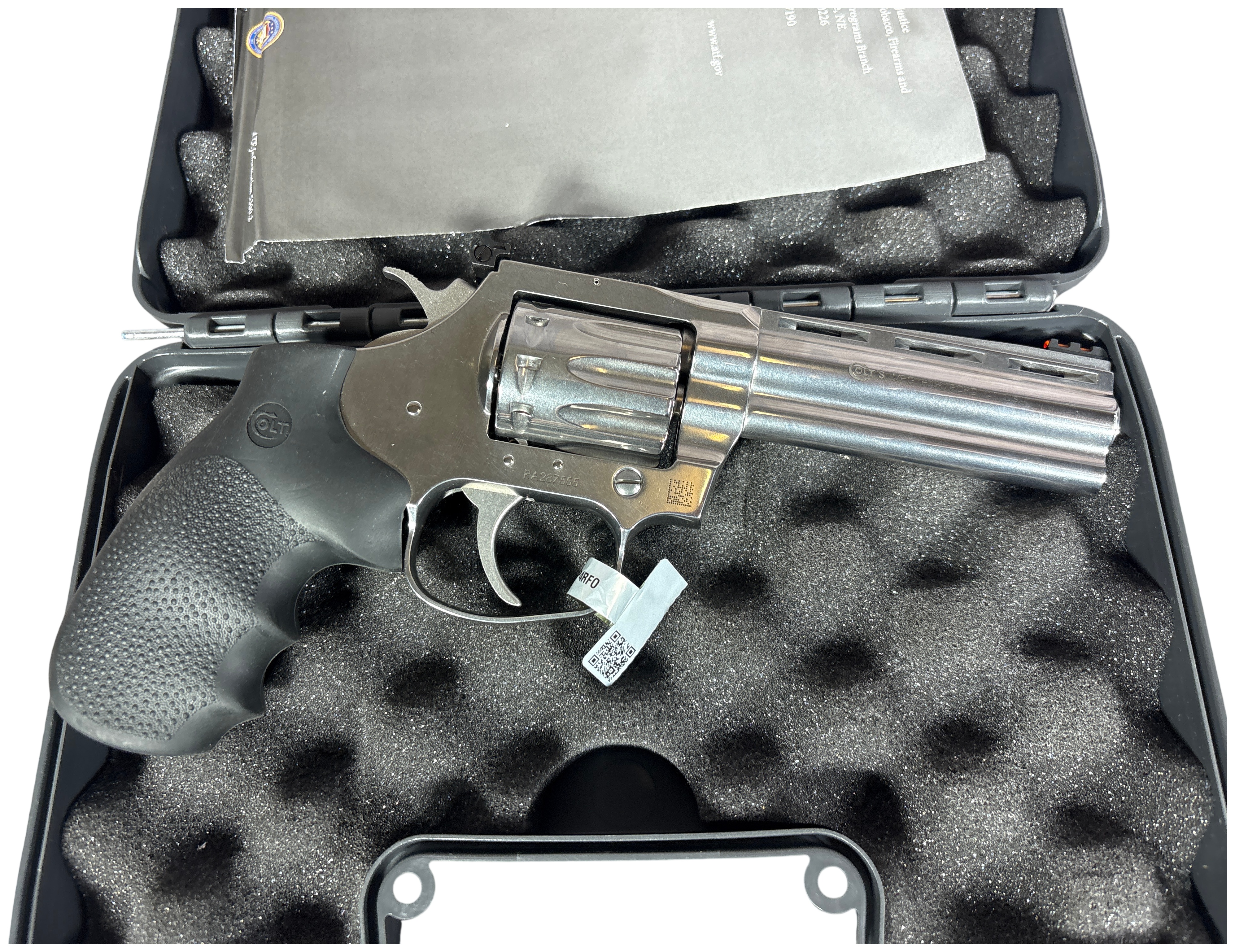 ** Colt King Cobra Double Action Revolver .22 LR with 4 Inch Barrel
