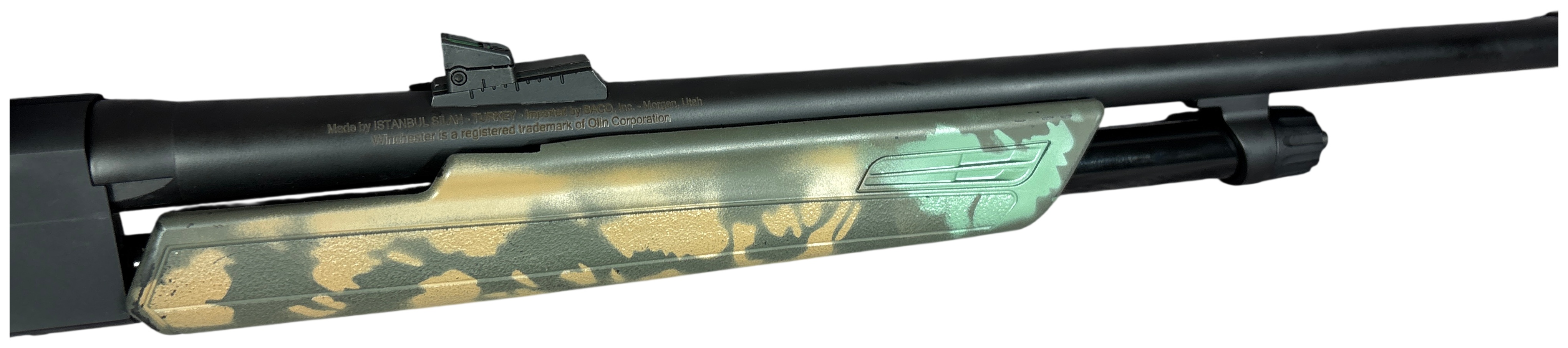 ** Winchester SXP Pump Action Shotgun 20 Gauge with 23 Inch Barrel
