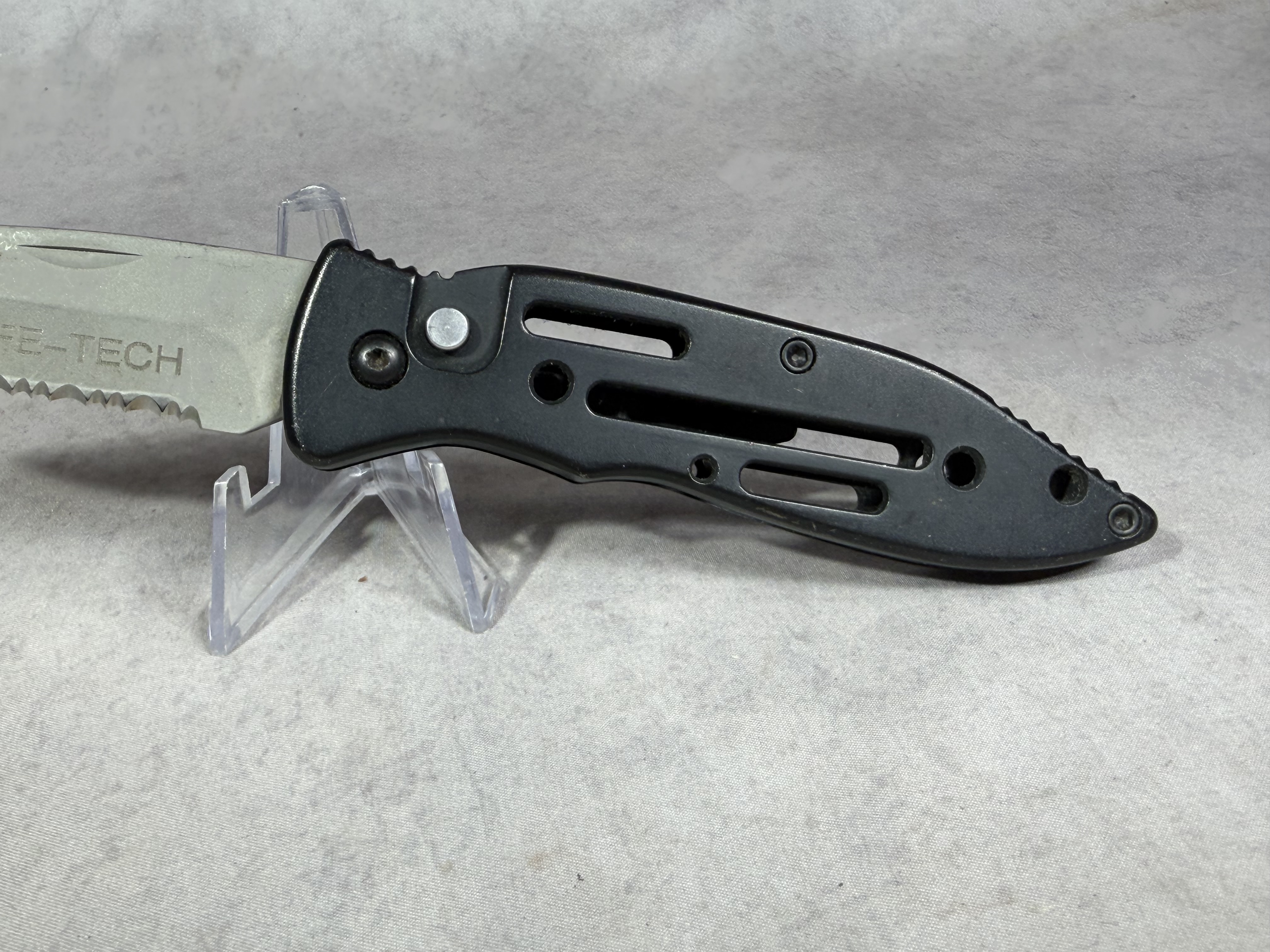 Knife-Tech Automatic Skeletonized Pocket Knife