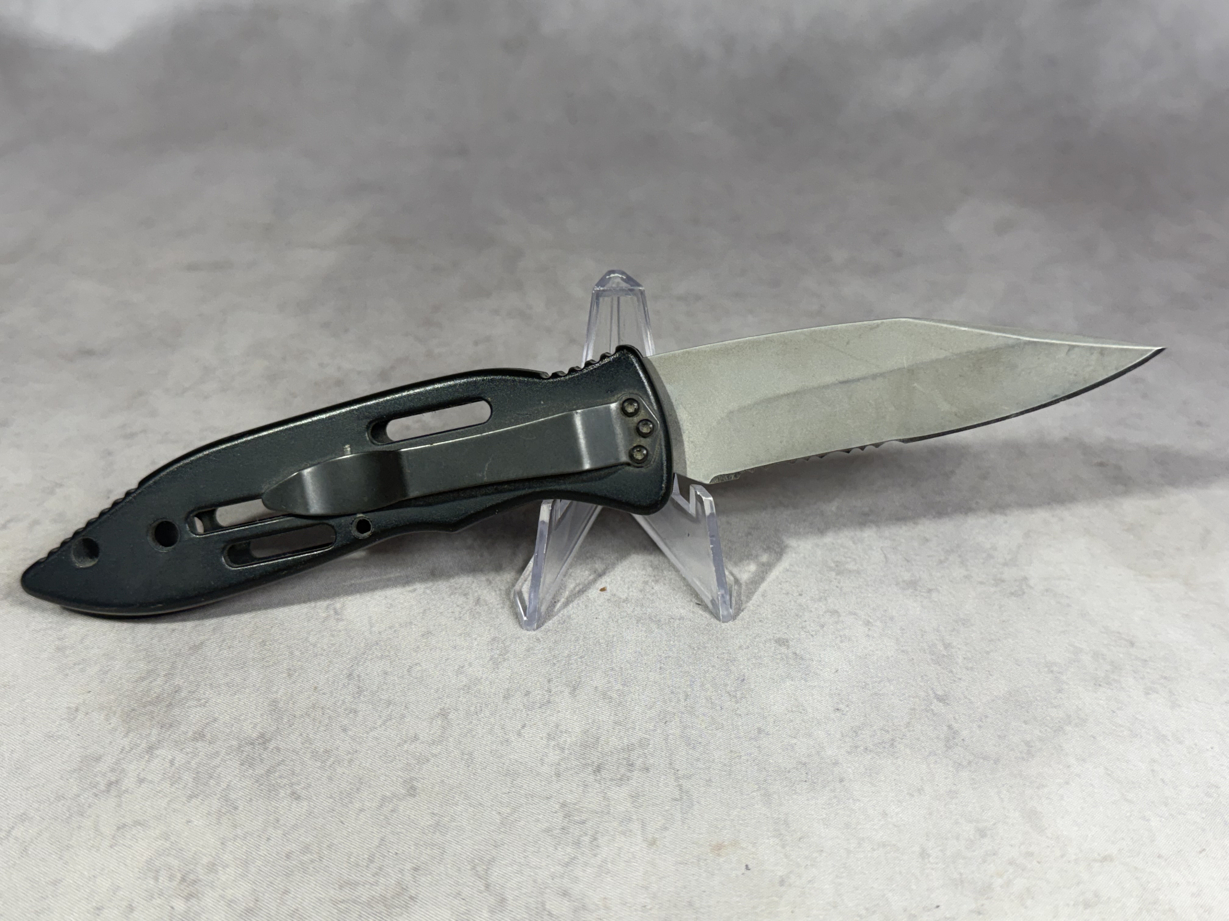 Knife-Tech Automatic Skeletonized Pocket Knife