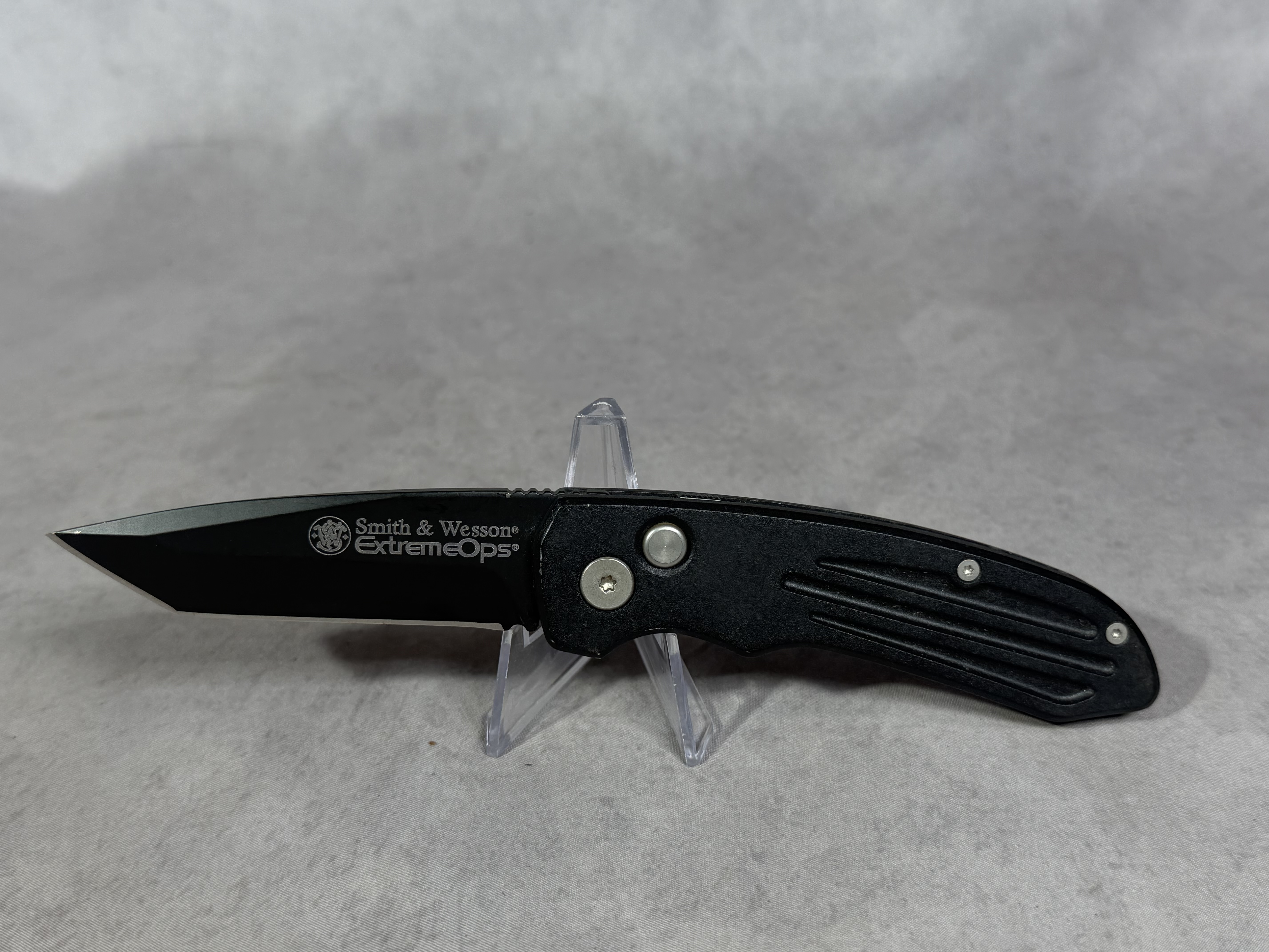 Smith & Wesson Extreme Ops Performance Automatic Tanto Folding Knife