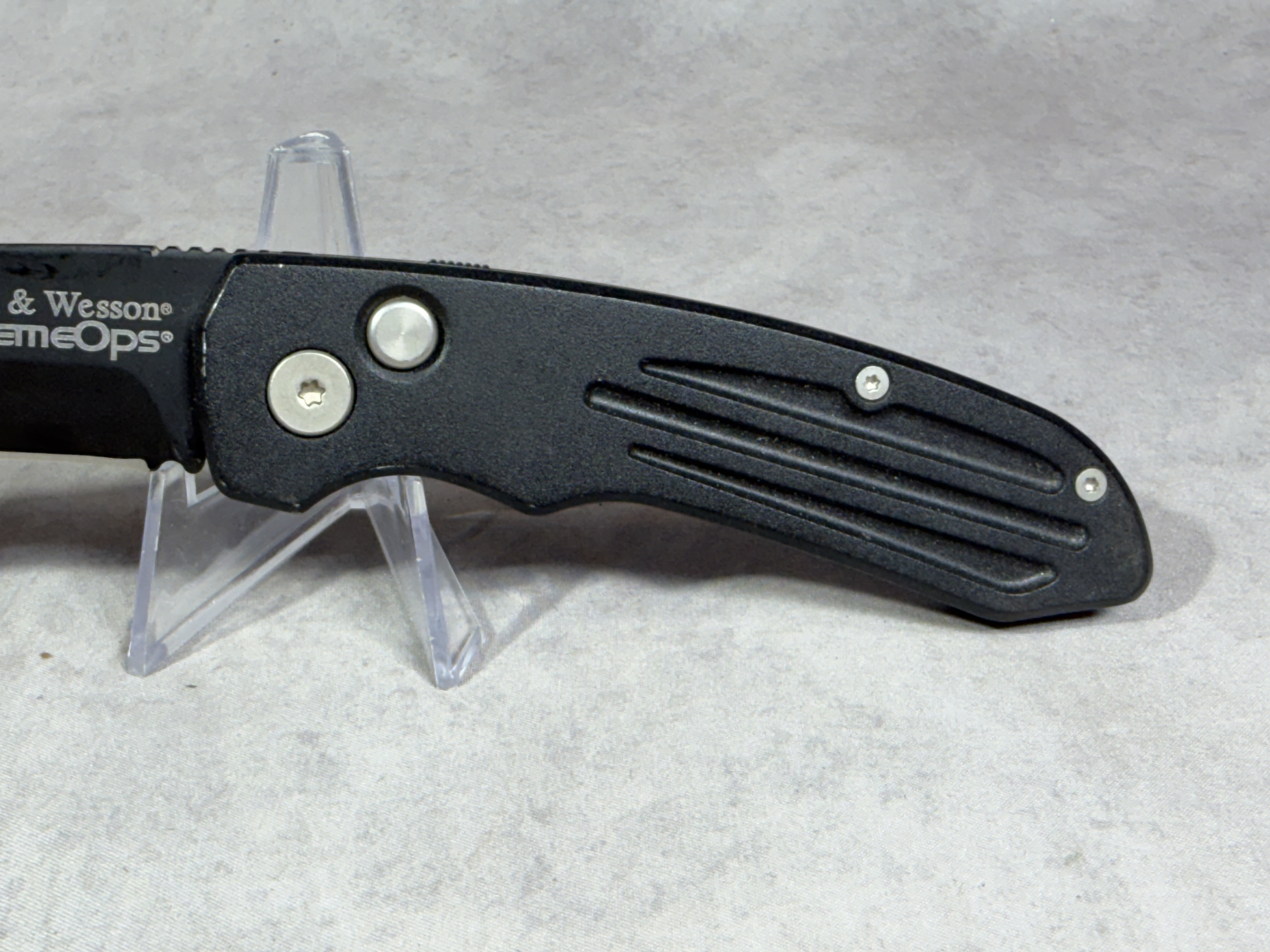 Smith & Wesson Extreme Ops Performance Automatic Tanto Folding Knife