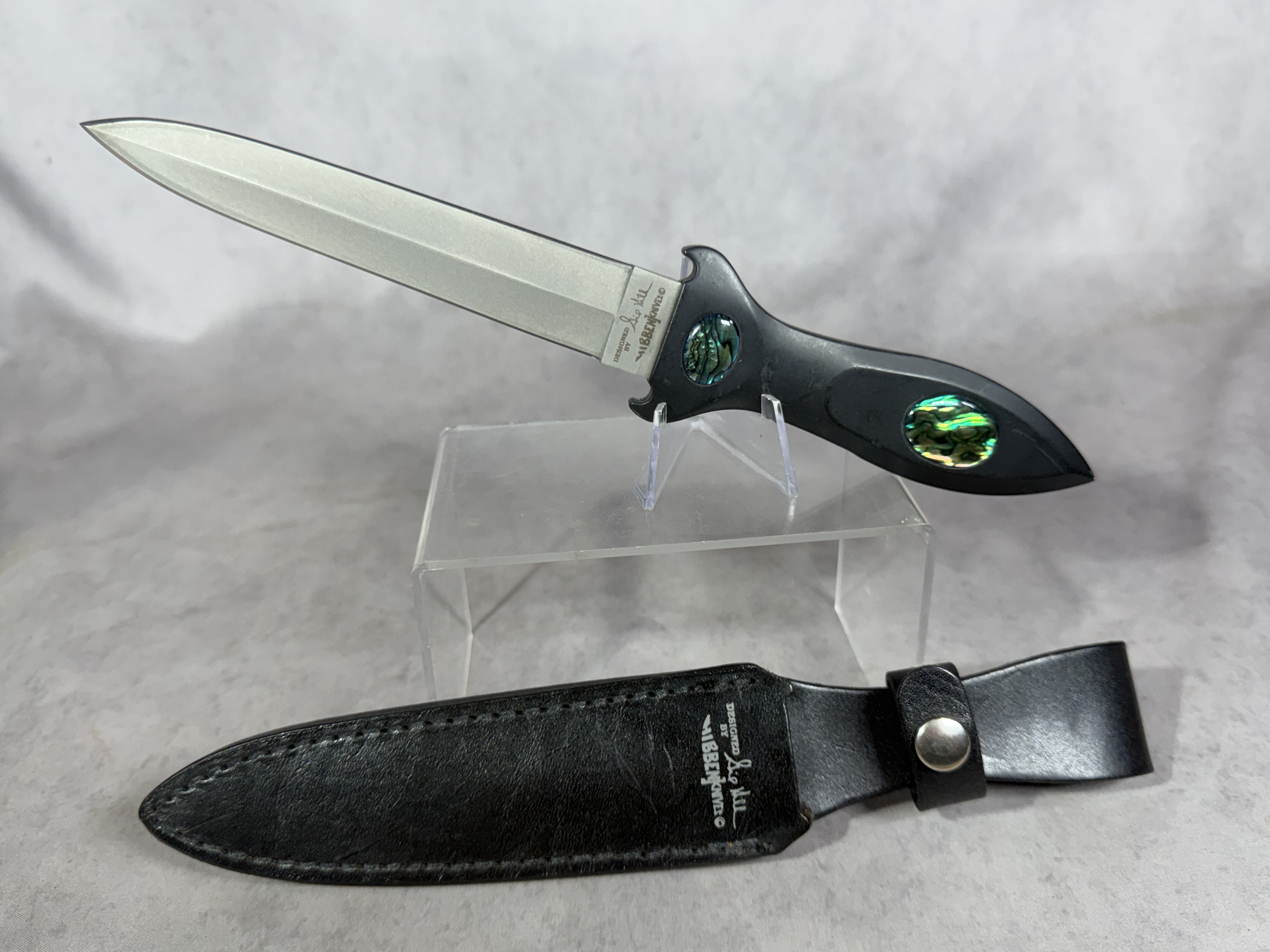 United Cutlery UC 466 Gil Hibben Presentation Dagger with Abalone Inlays