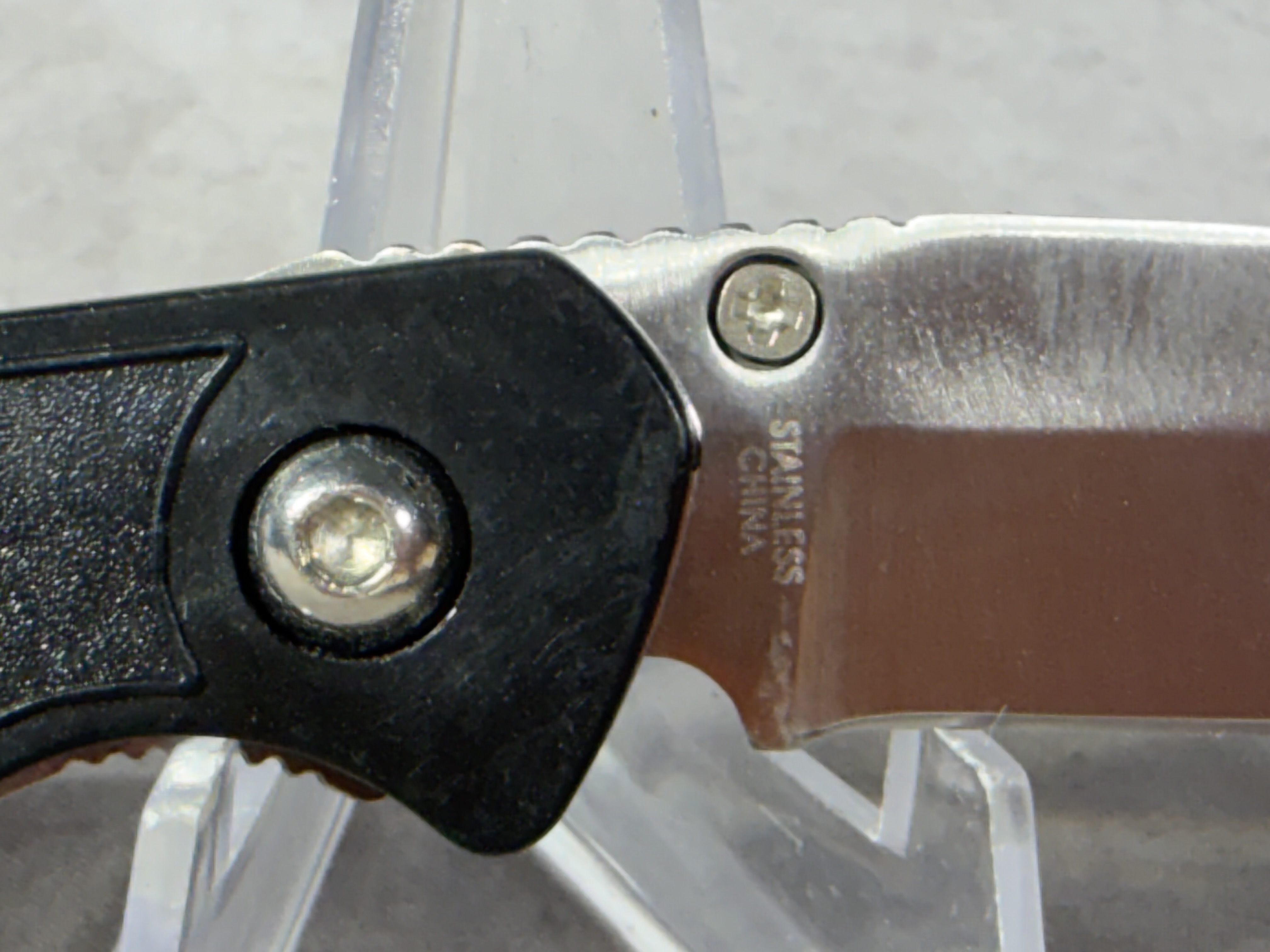 Tomahawk Folding Pocket Knife with Eagle Graphic Inset