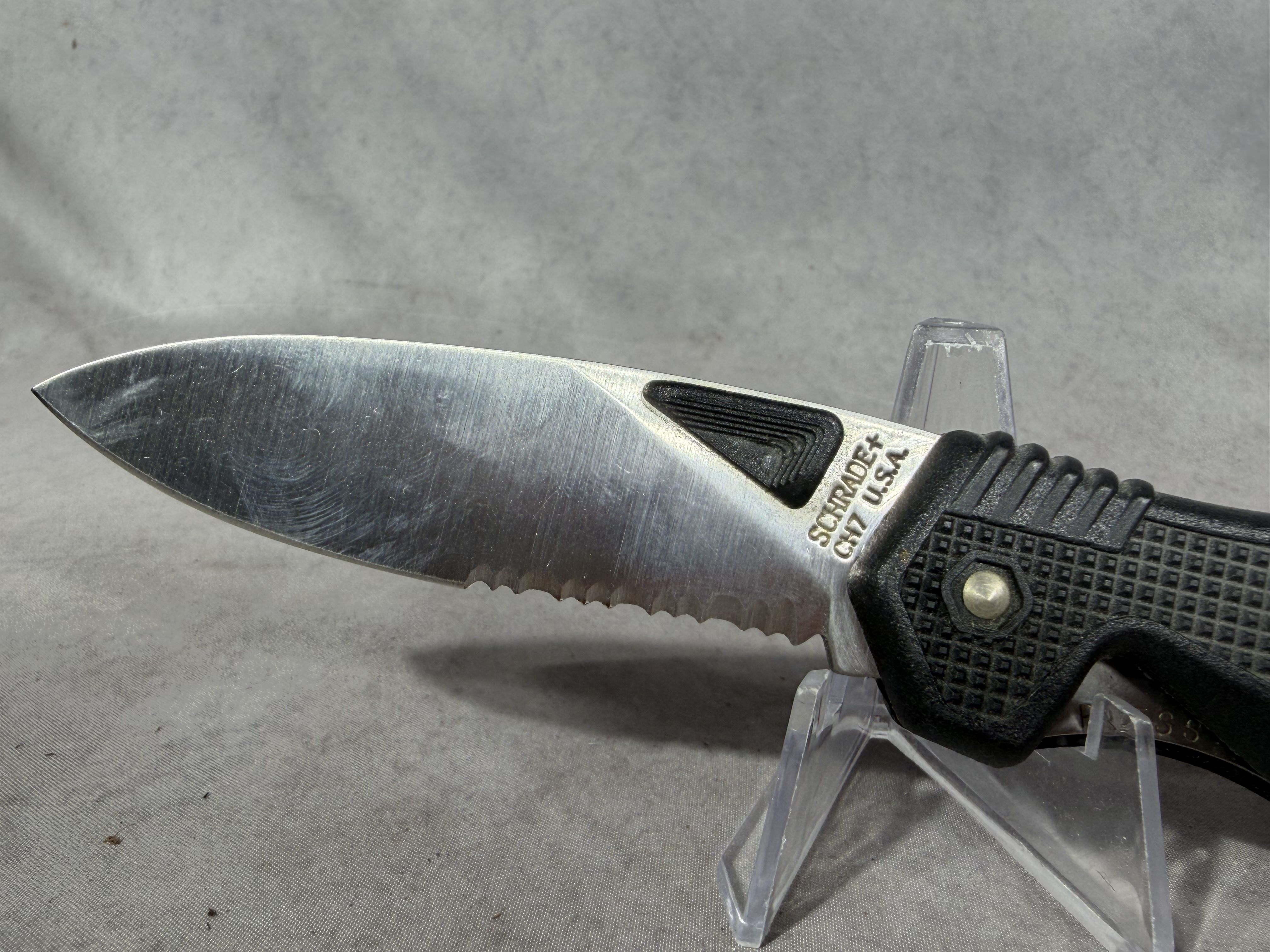 Schrade CH7 Cliphanger Folding Pocket Knife with Original Lanyard