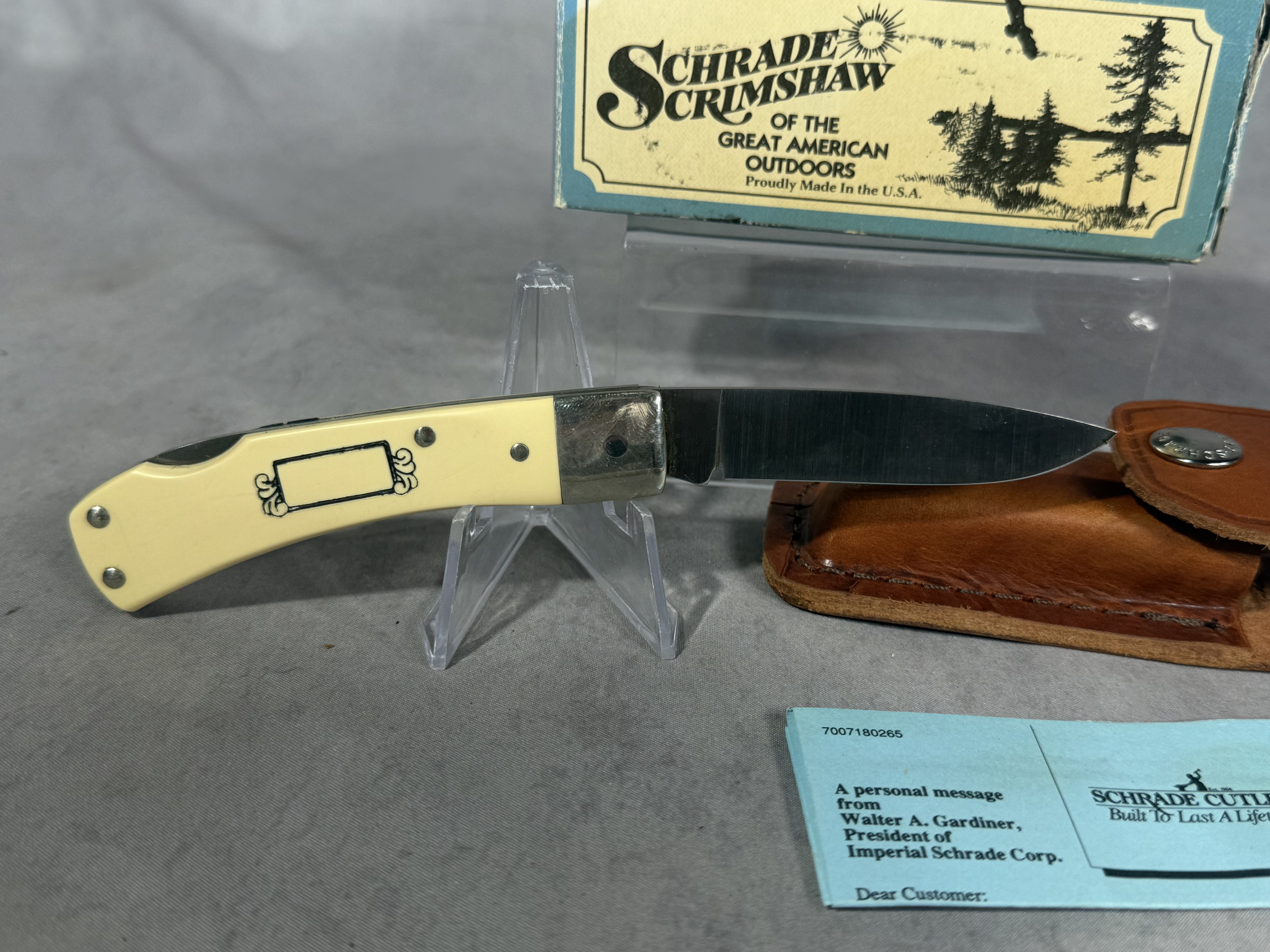 Schrade USA 515SC Rolling Thunder Collection Scrimshaw Folding Lockback Knife