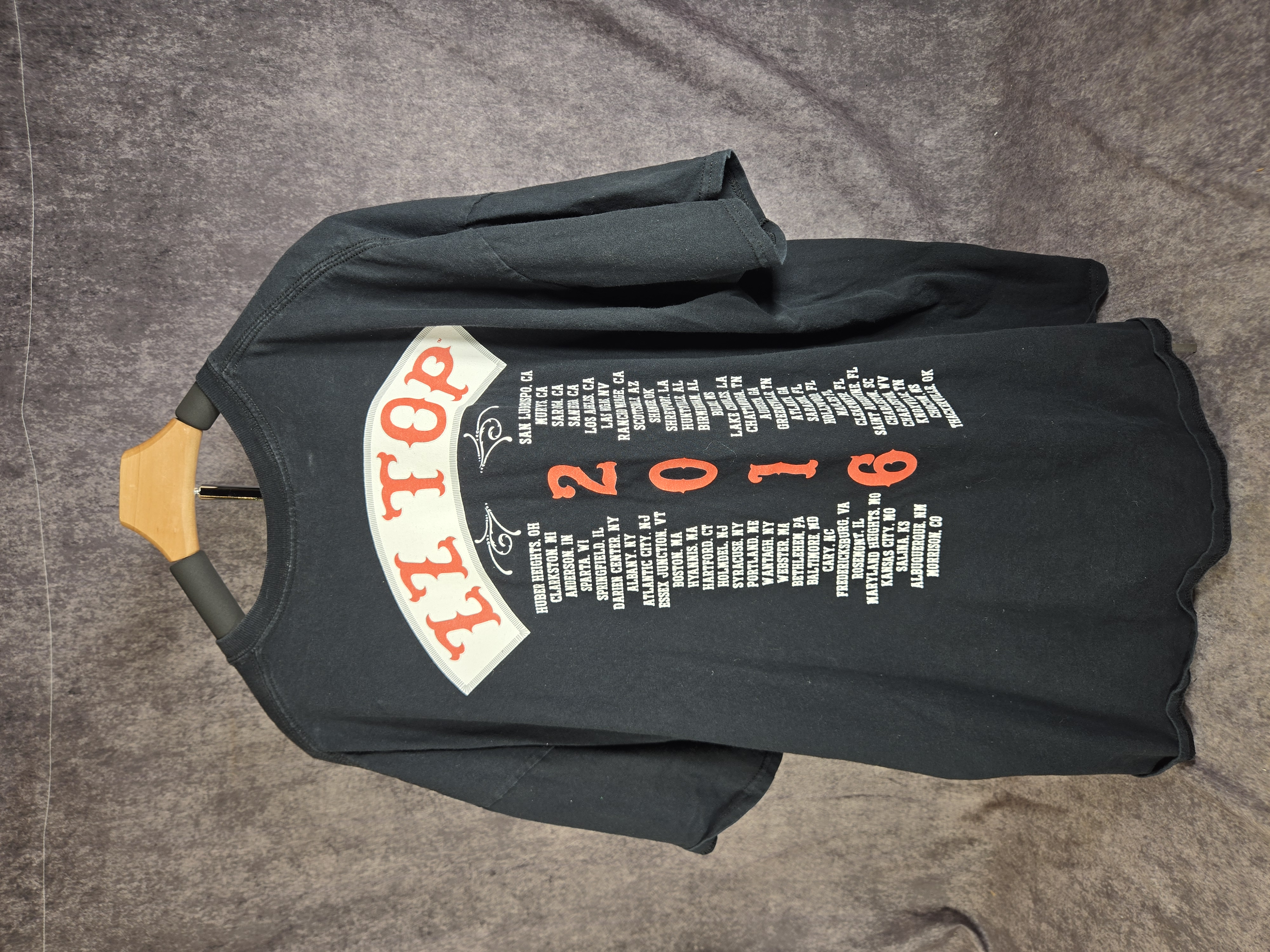 One Gildan Cotton ZZ Top 2016 Tour T-Shirt Size 2XL