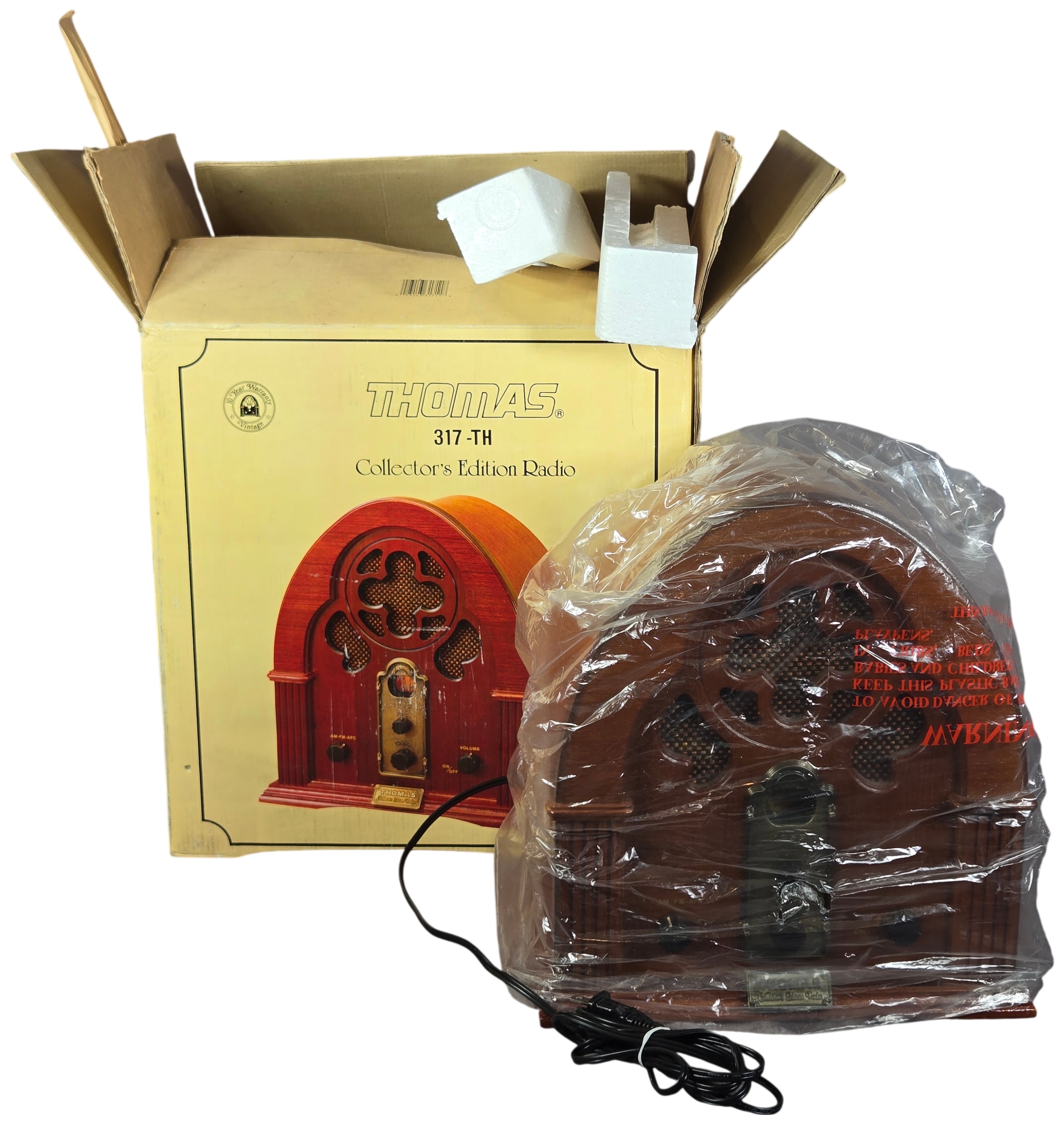 Thomas Model 317-TH Collector's Edition Cathedral Style Wood Radio