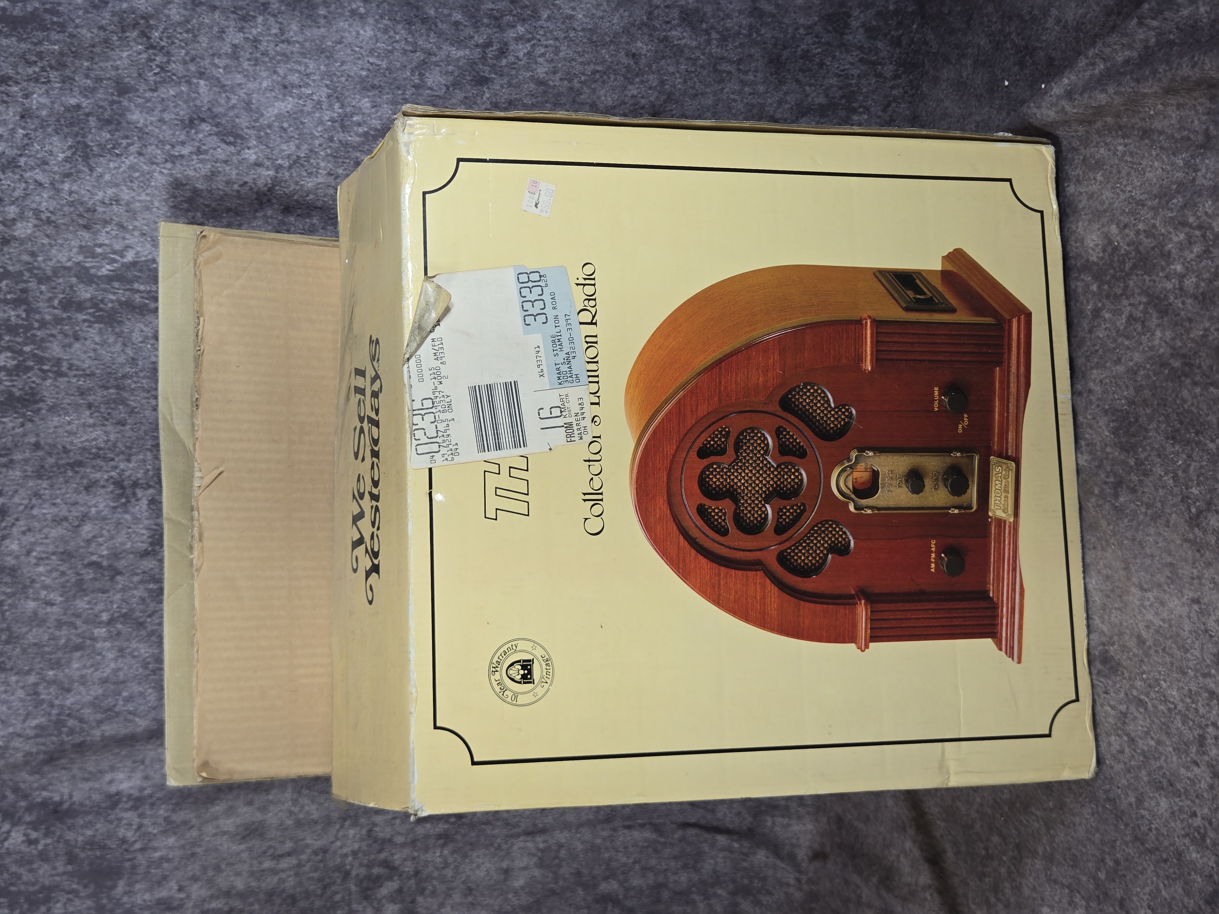 Thomas Model 317-TH Collector's Edition Cathedral Style Wood Radio