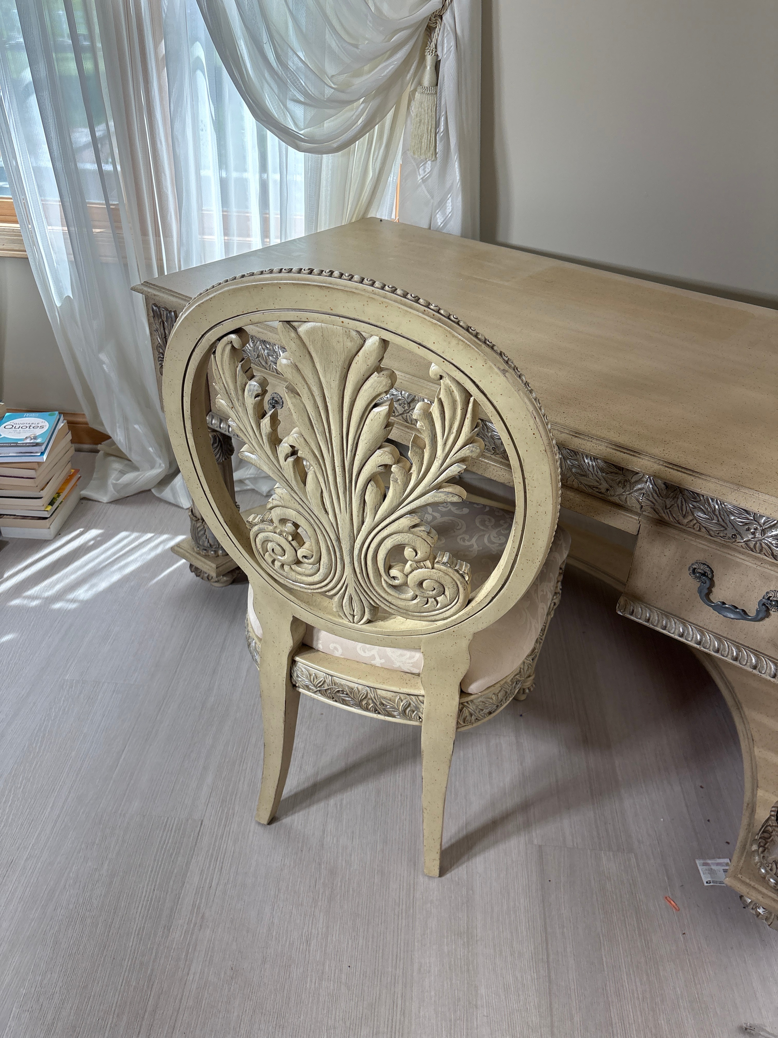 Pulaski Furniture Corporation Maximum Hospitality Collection Desk and Matching Chair