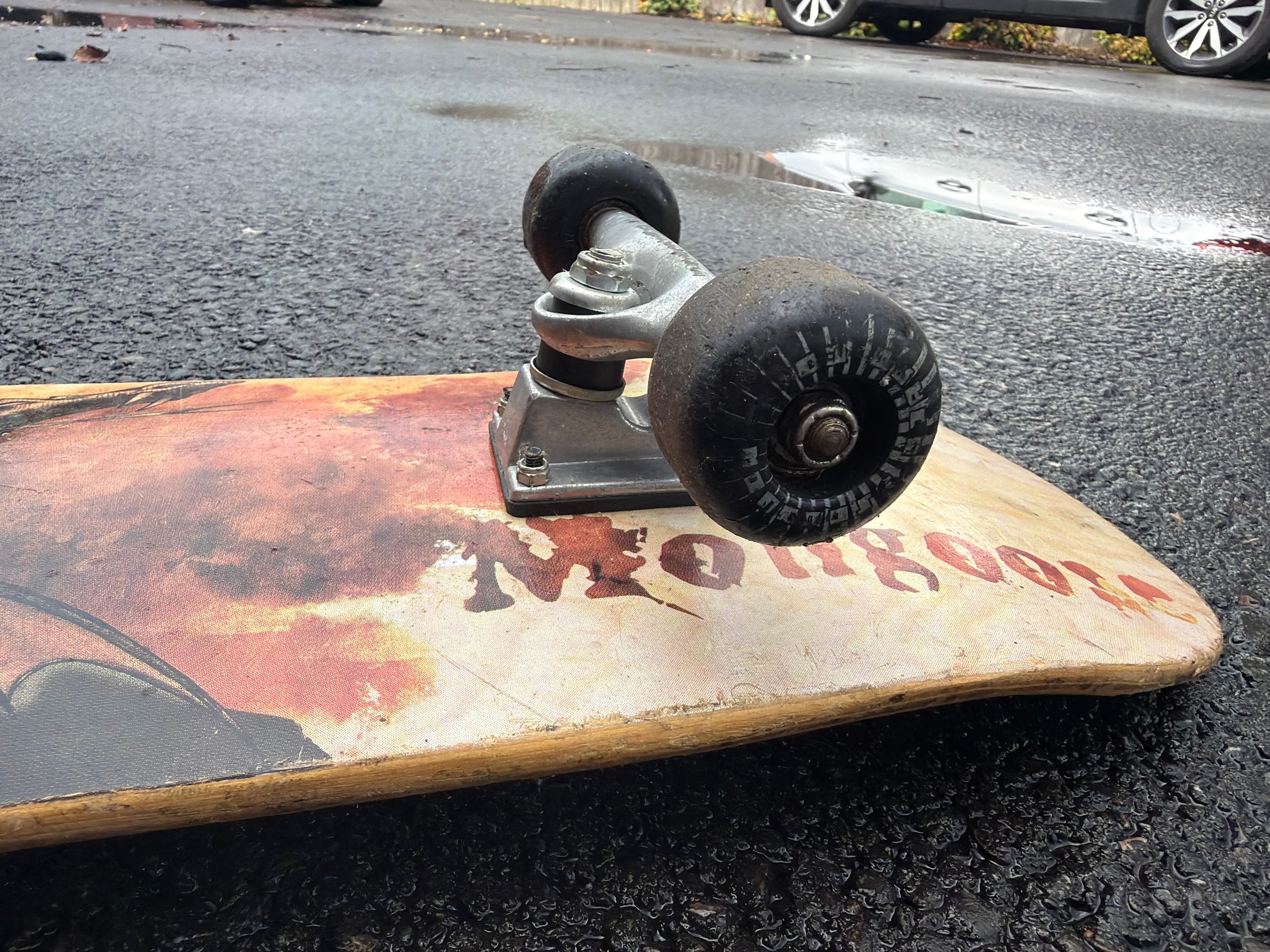 Mongoose Dragon Graphic Skateboard