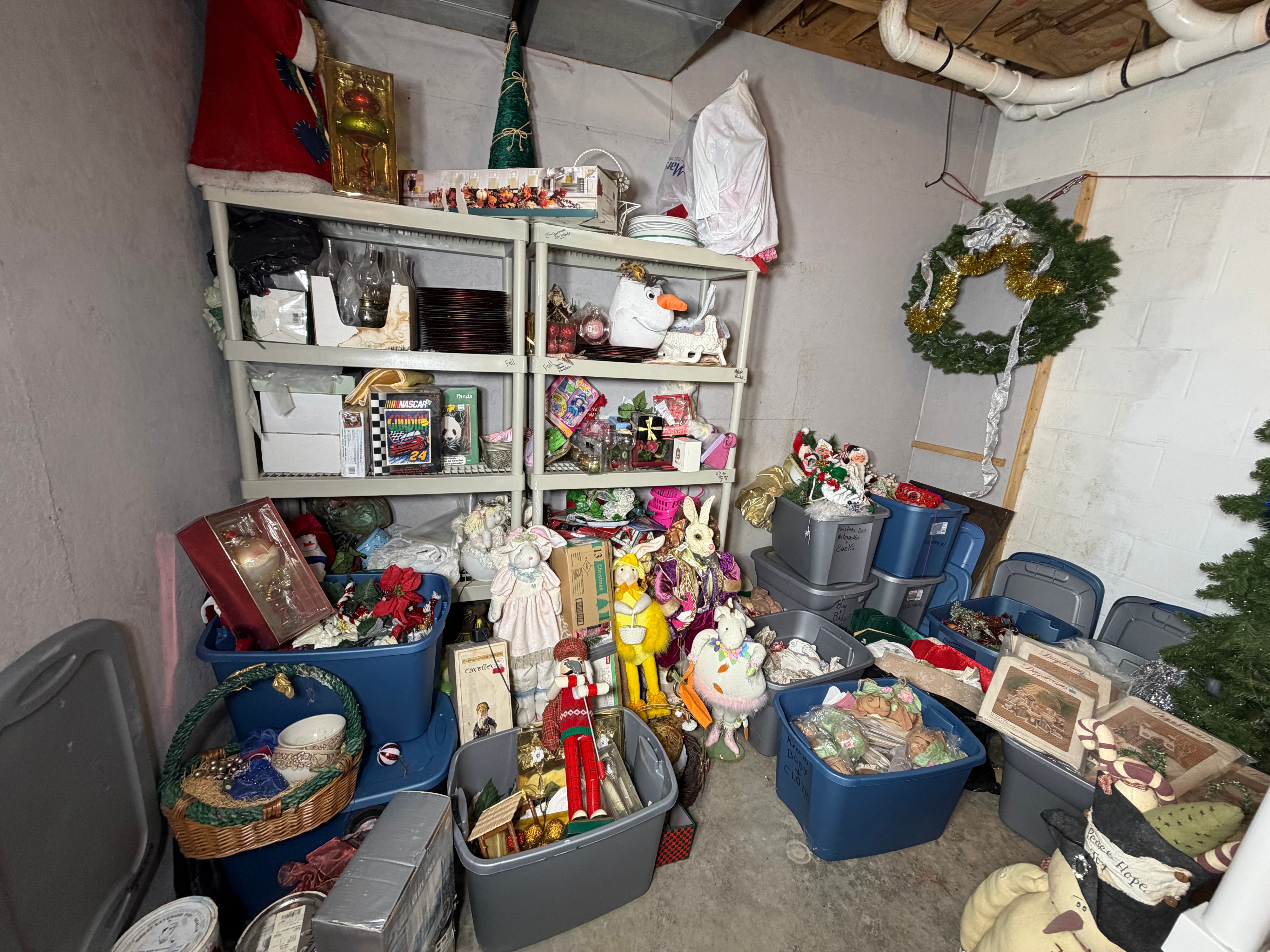CONTENTS LOT: A Large Assortment of Seasonal Holiday Decorations Home Media Home Accents and Crafts including Annalee Disney and Teleflora I