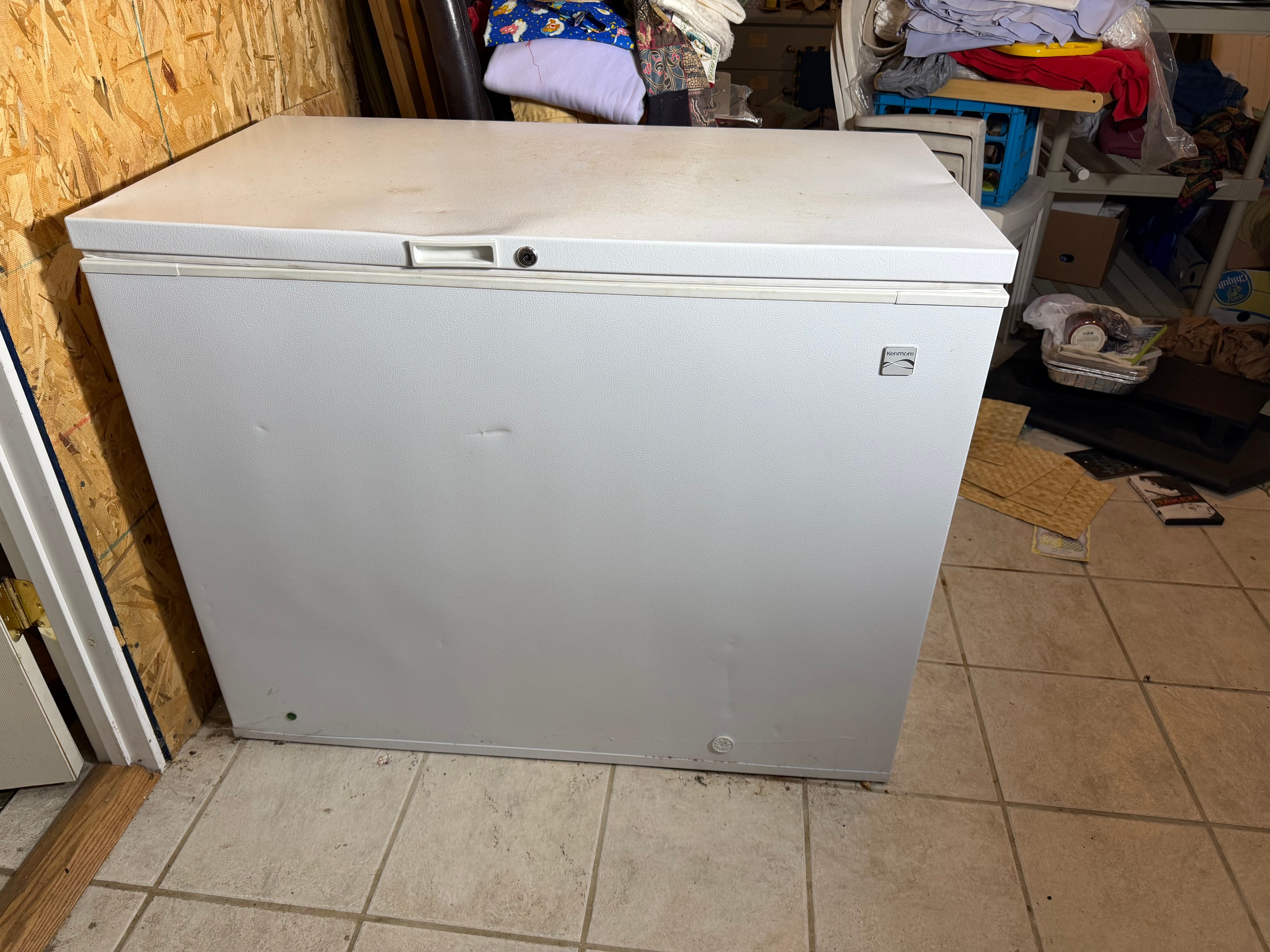 Kenmore 9 Cubic Foot Chest Freezer