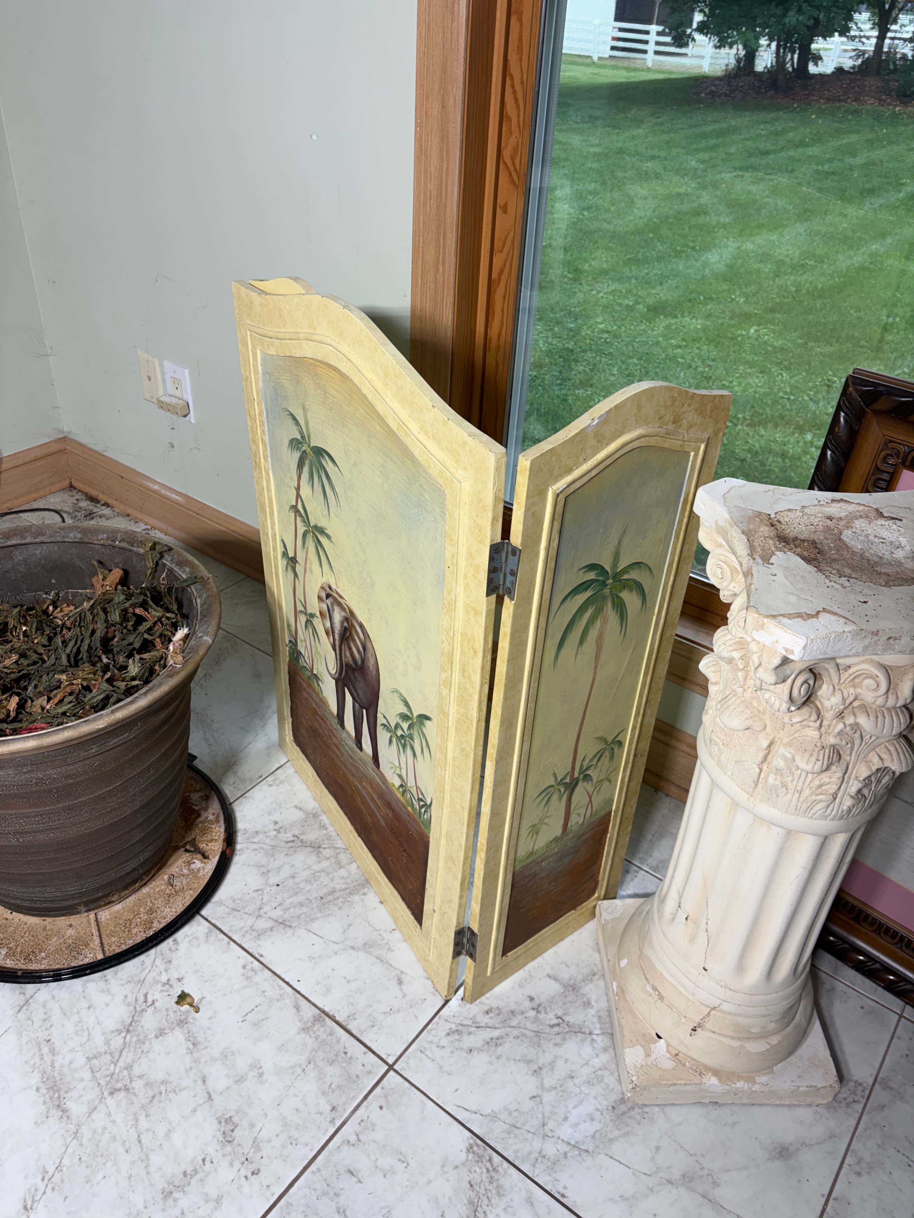 A Collection of Traditional Home Furnishings and Decorative Objects Including a Hibel Signed Print