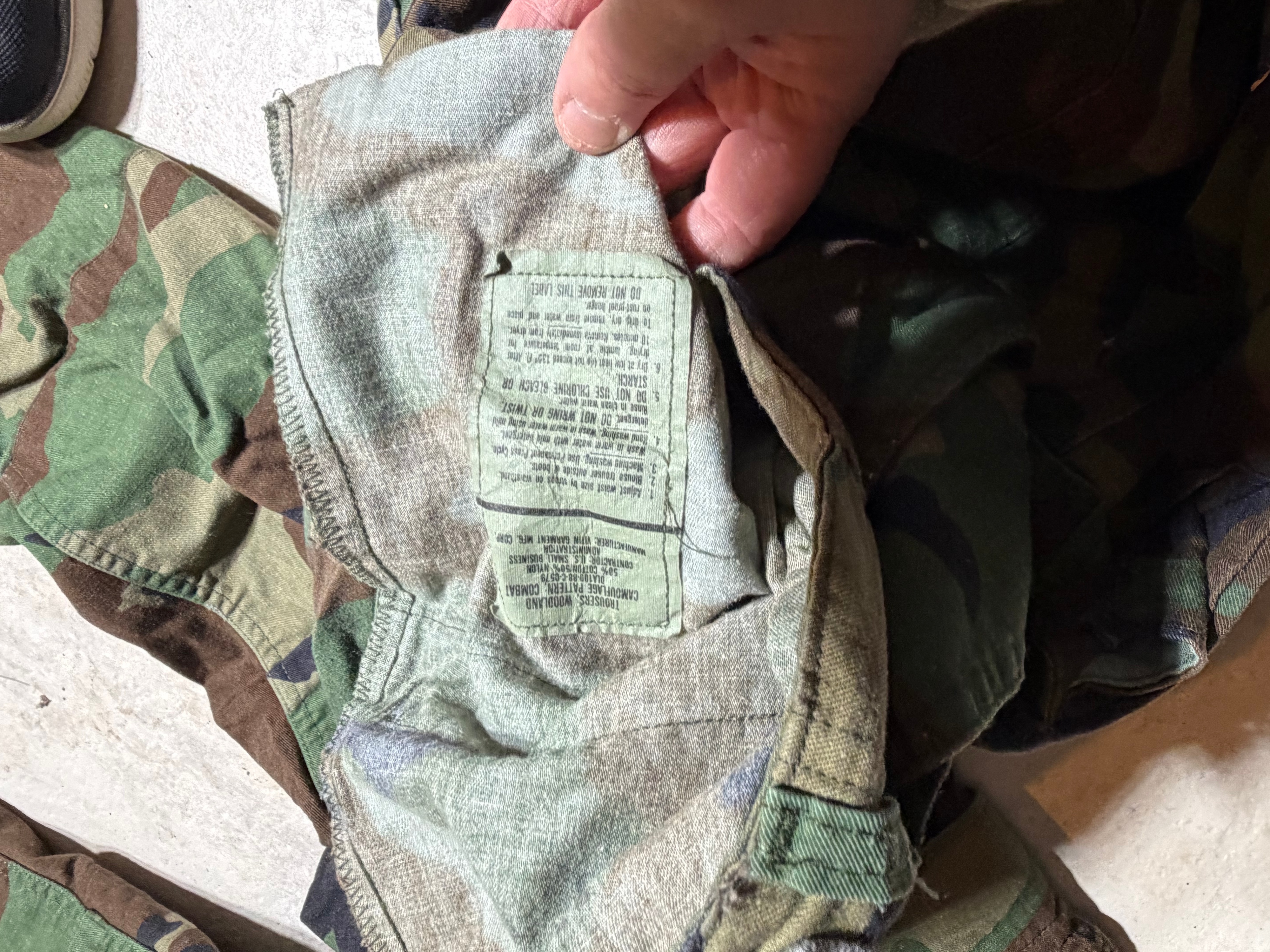 Group Lot US Military M81 Woodland Camouflage Combat Trousers