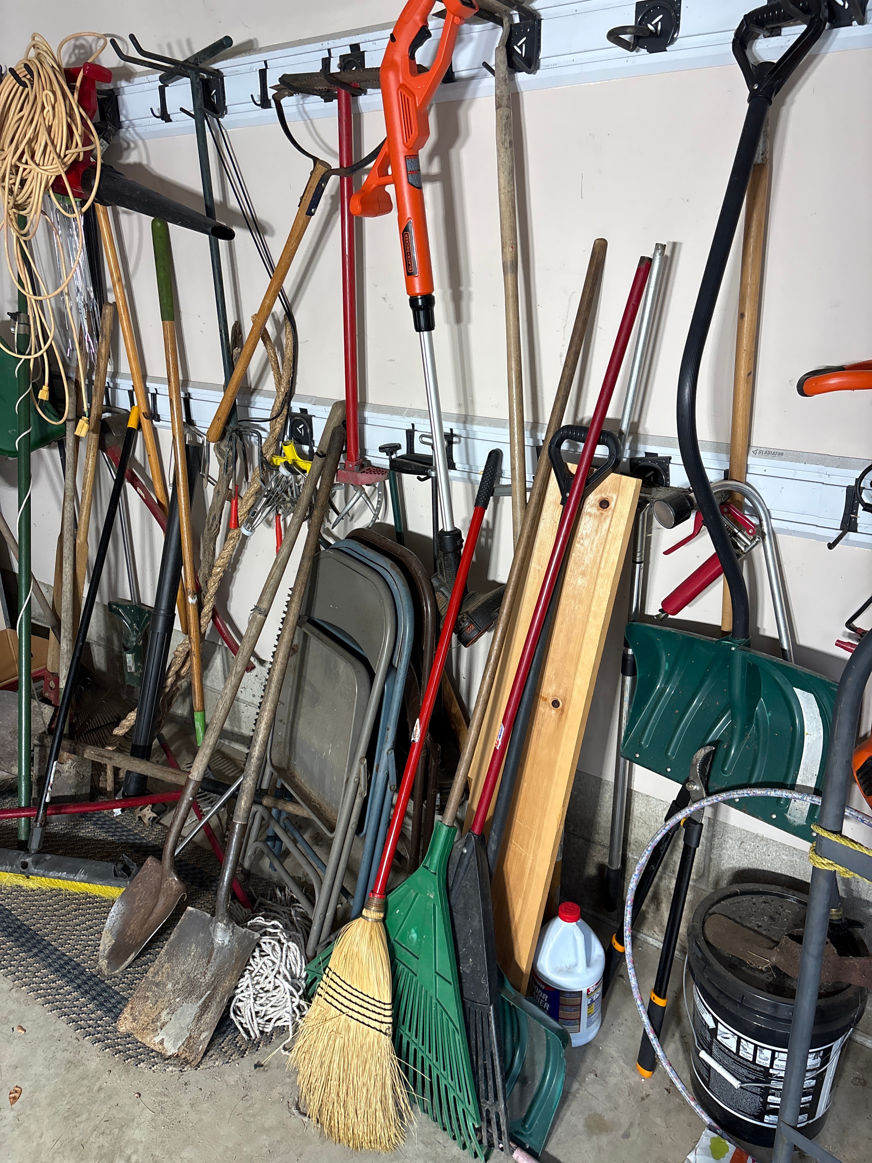 CONTENTS LOT: Large Estate Garage Collection featuring Power Tools, Household Appliances, and Historical Memorabilia