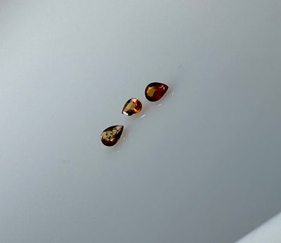 אבני ספיר בליטוש מיוחד טבעיות מלוט אישי 
מסודר אספנות או לשיבוץ תכשיטי יוקרה