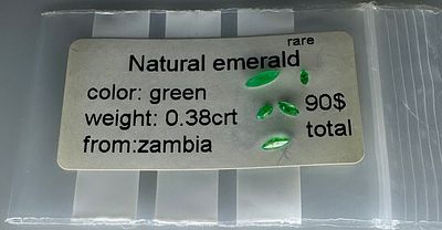 אבן אמרלד ליטוש מיוחד במשקל 0.38 קראט, טבעית מהכספת באחריות אחרי בדיקה